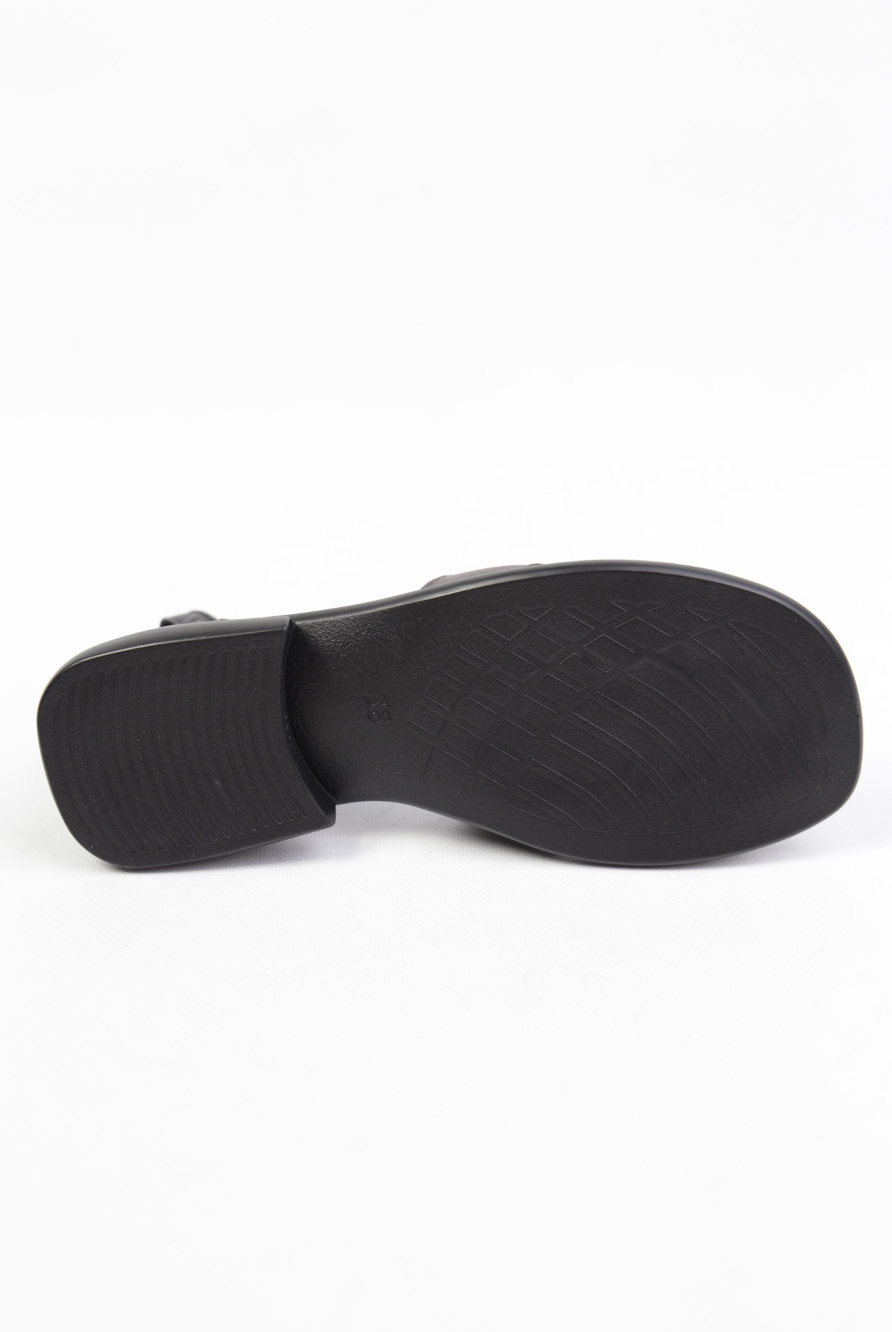 картинка Сандалии кожаные Benito от магазина Pratik