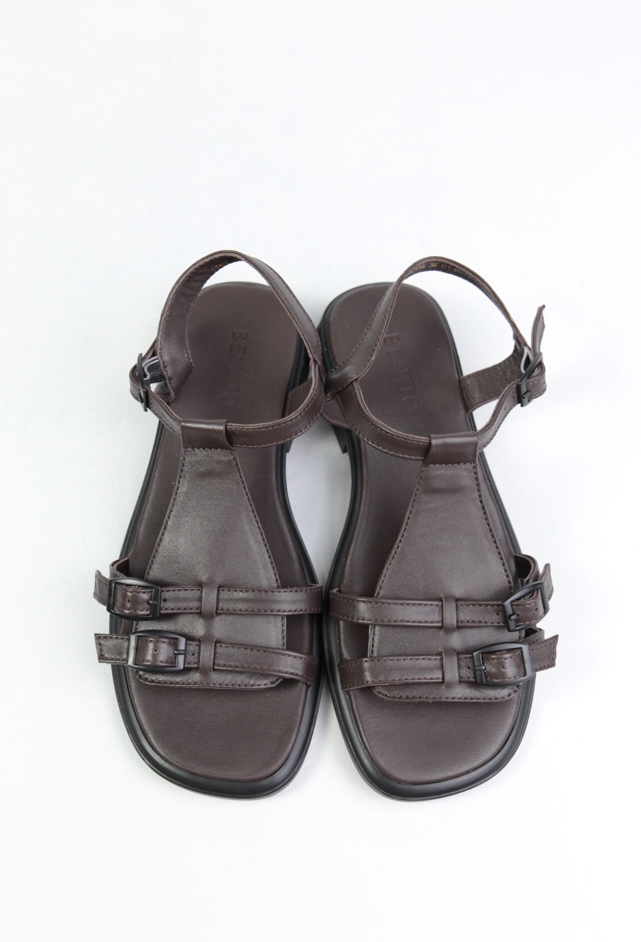 картинка Сандалии кожаные Benito от магазина Pratik