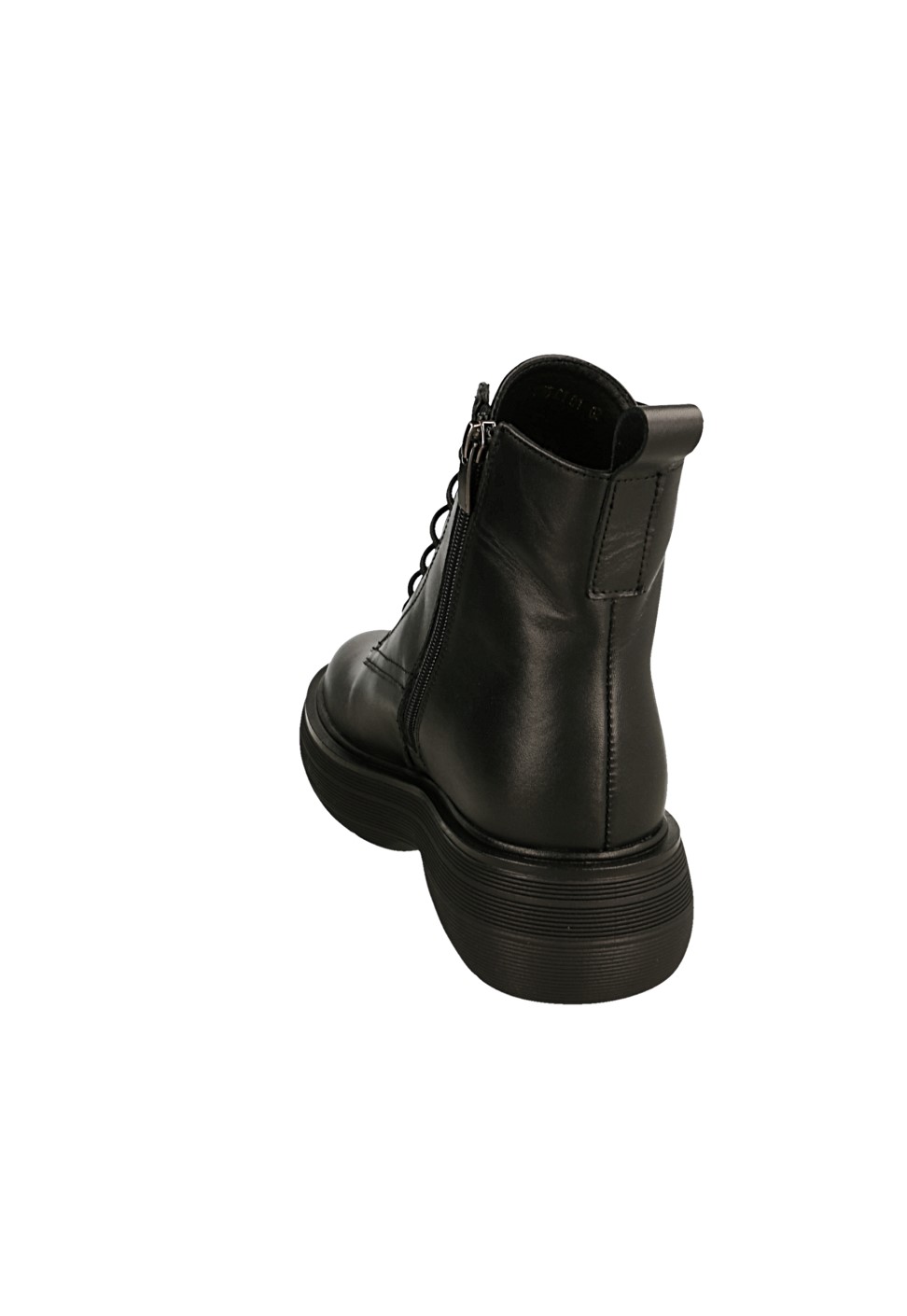 картинка Ботинки кожаные Benito от магазина Pratik