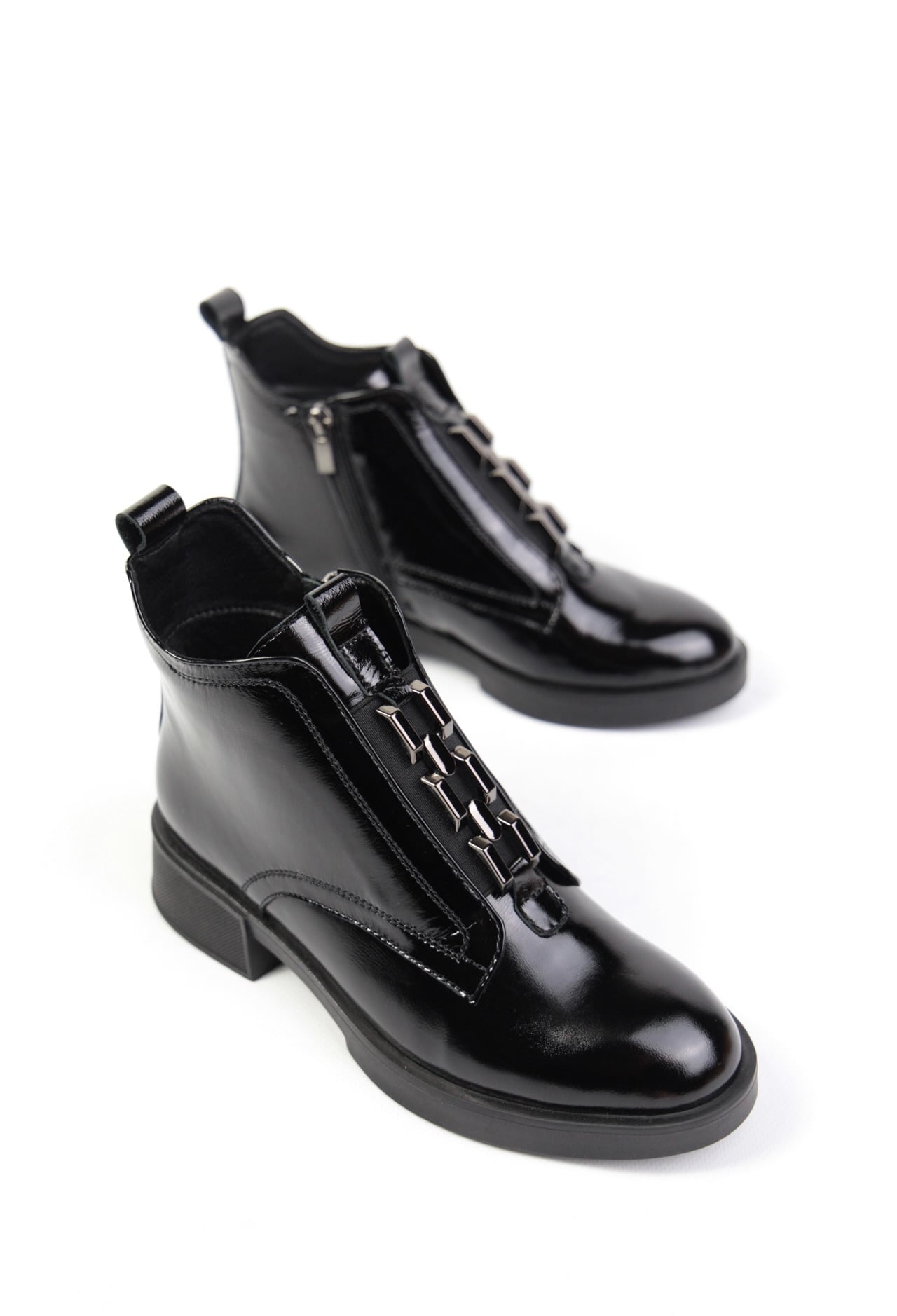 картинка Ботинки кожаные Benito от магазина Pratik