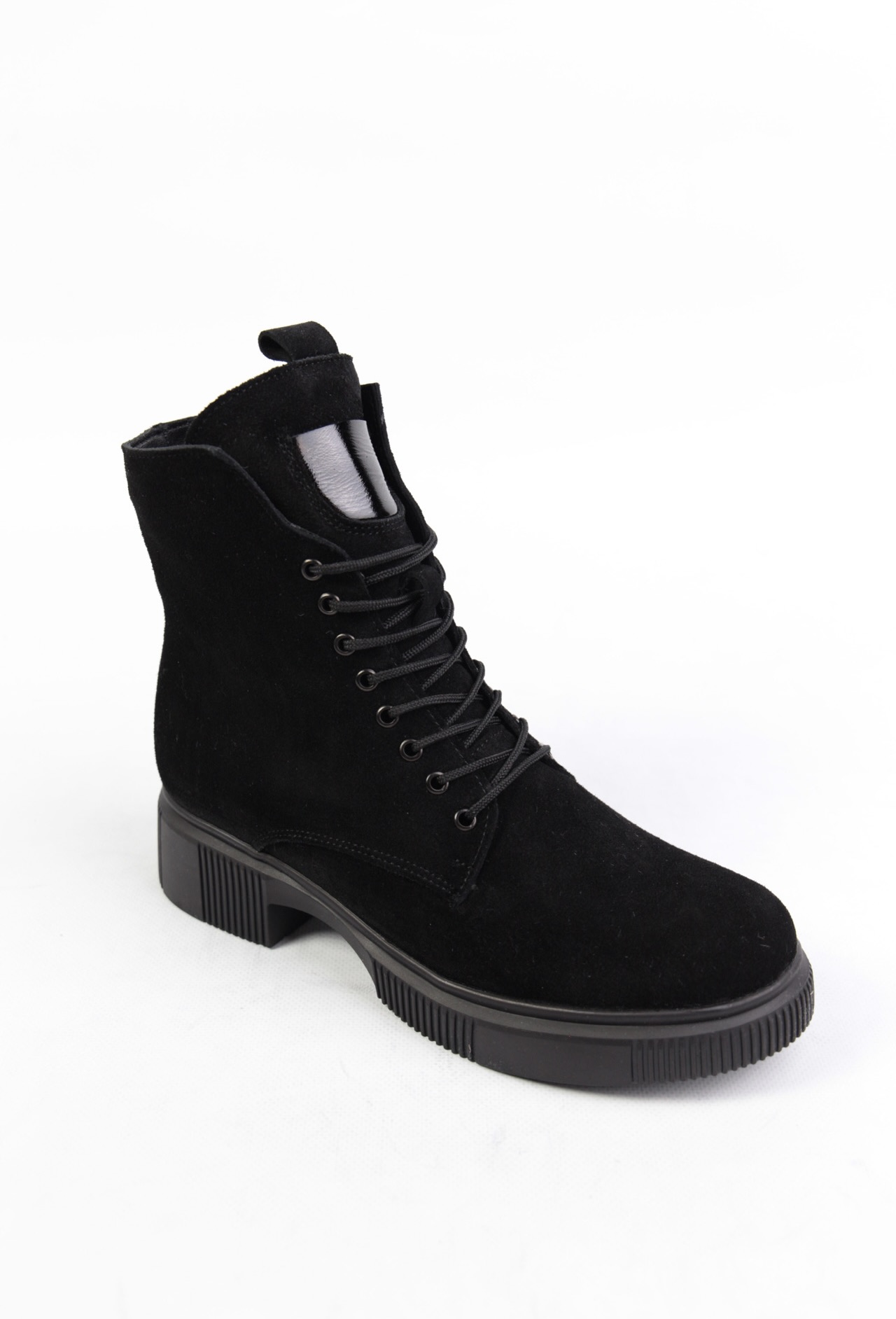 картинка Ботинки замшевые Benito от магазина Pratik