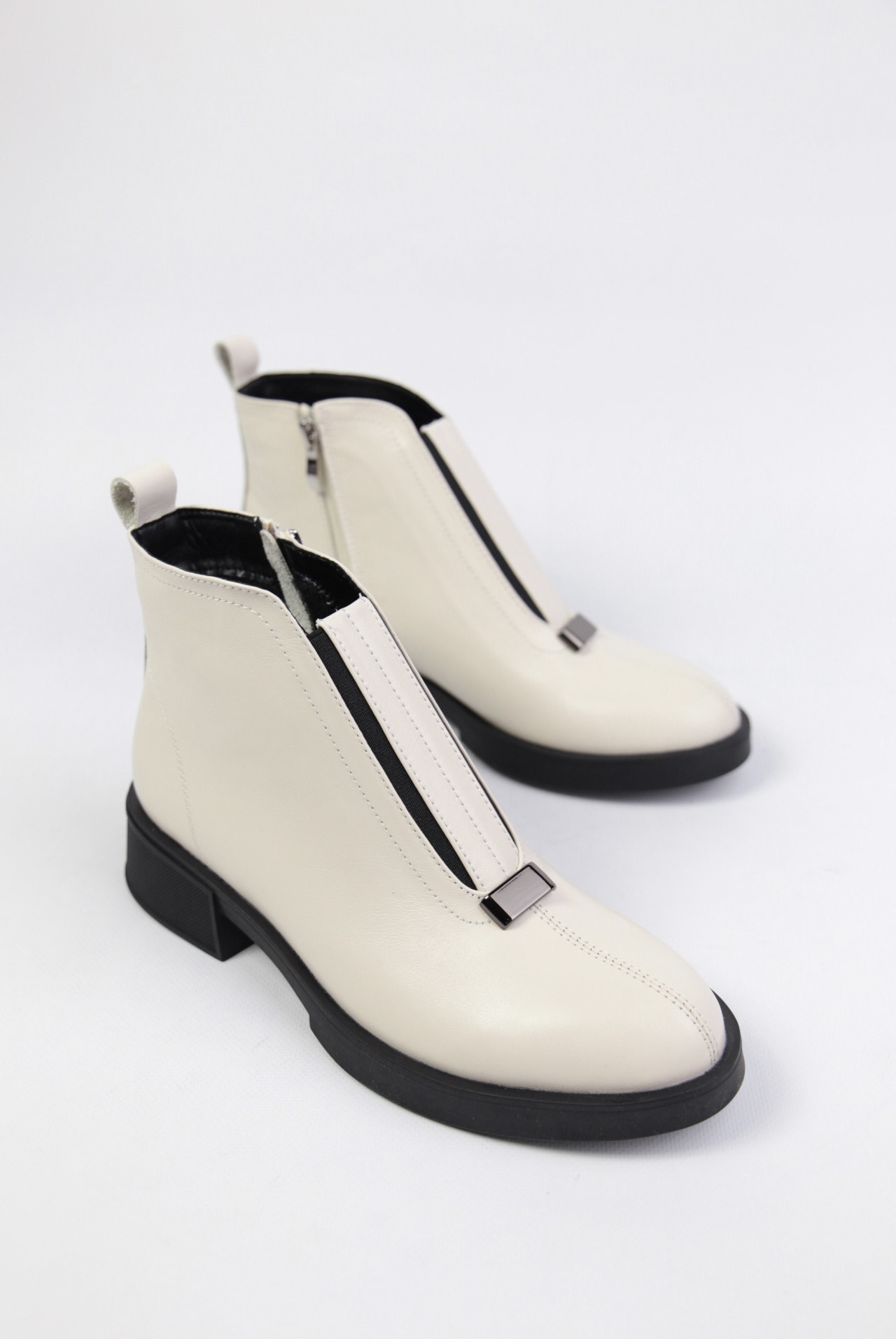 картинка Ботинки кожаные Benito от магазина Pratik