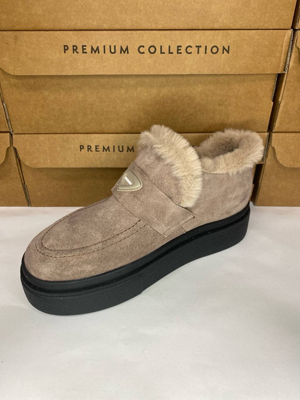 картинка Полуботинки замшевые Benito от магазина Pratik