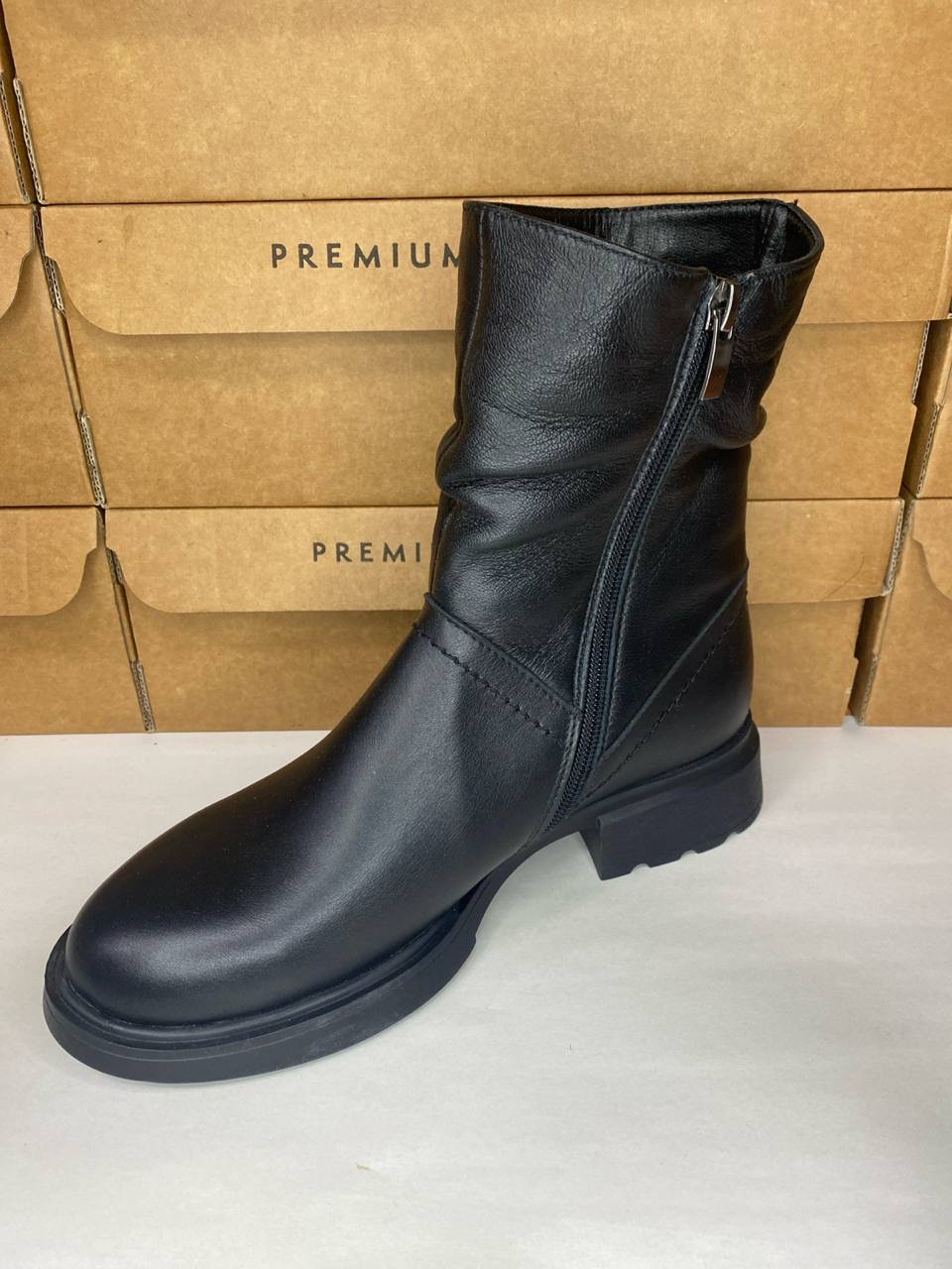 картинка Ботинки кожаные Benito от магазина Pratik