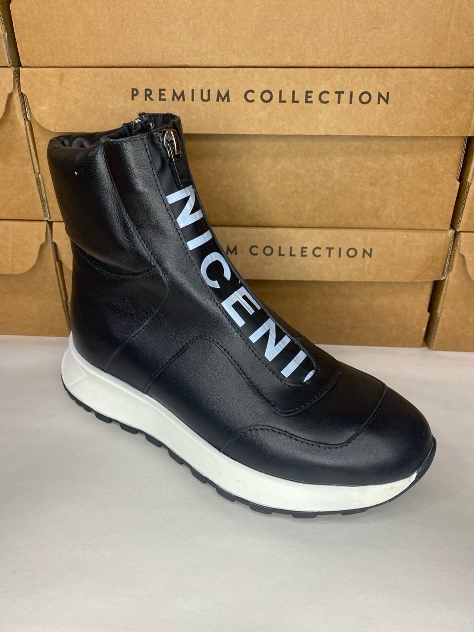 картинка Ботинки кожаные Benito от магазина Pratik