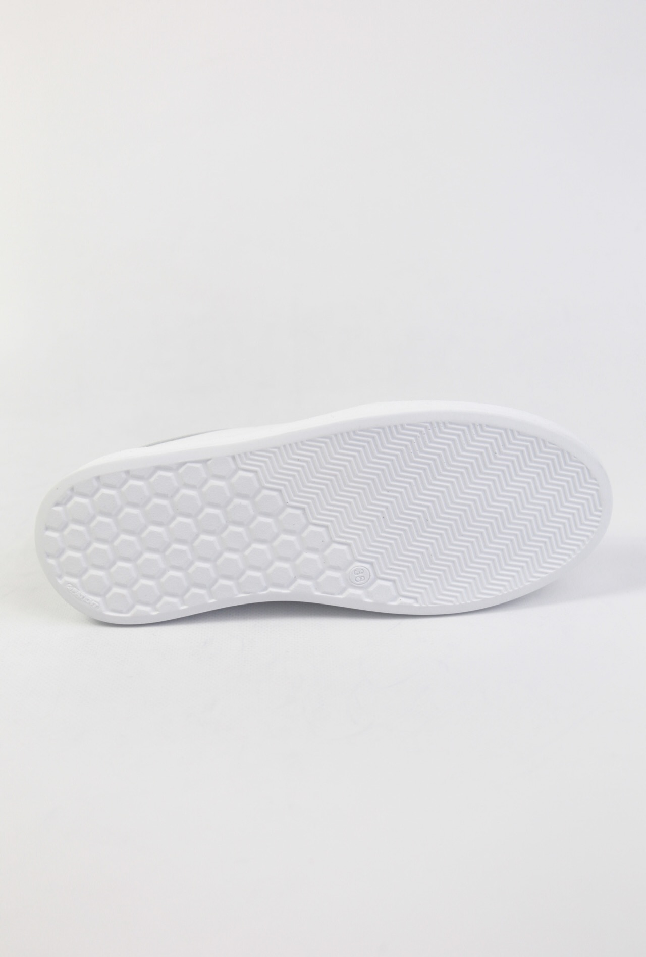 картинка Кеды кожаные Benito от магазина Pratik