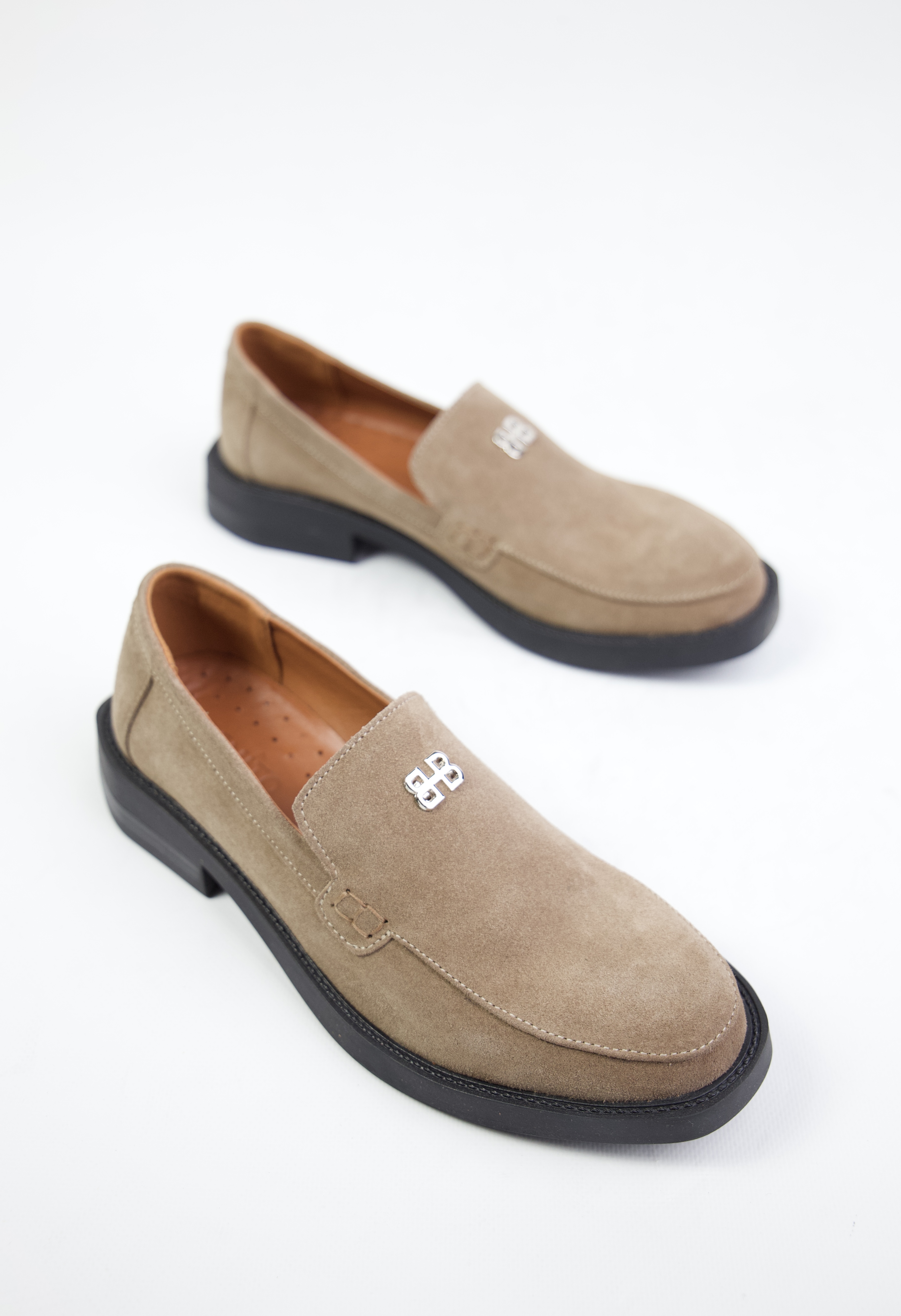 картинка Лоферы замшевые Benito от магазина Pratik