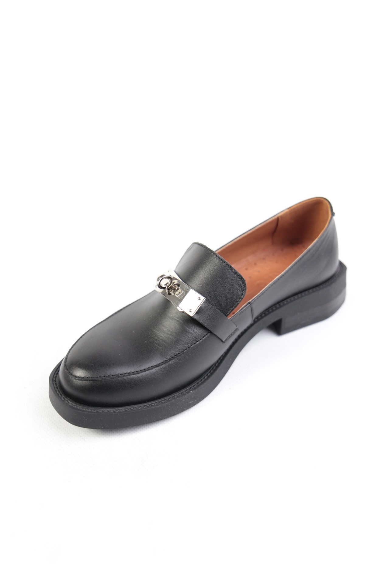 картинка Лоферы кожаные Benito от магазина Pratik