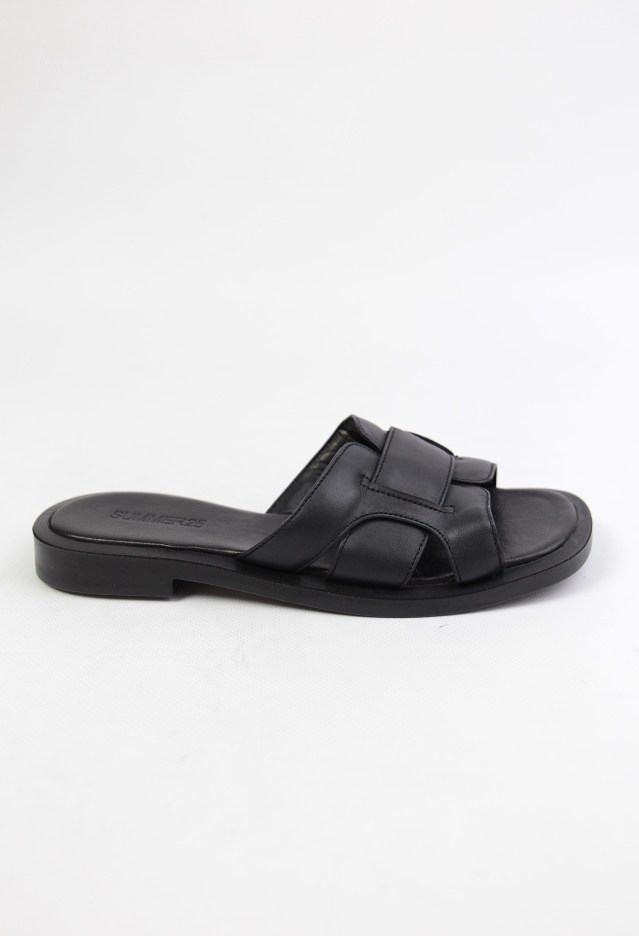 картинка Шлепанцы кожаные Benito от магазина Pratik