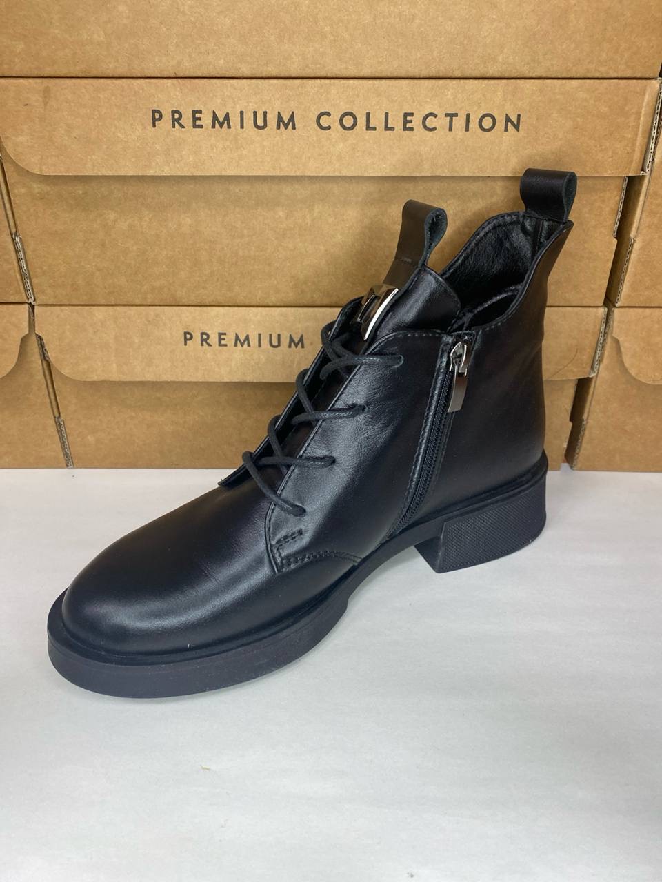 картинка Ботинки кожаные Benito от магазина Pratik