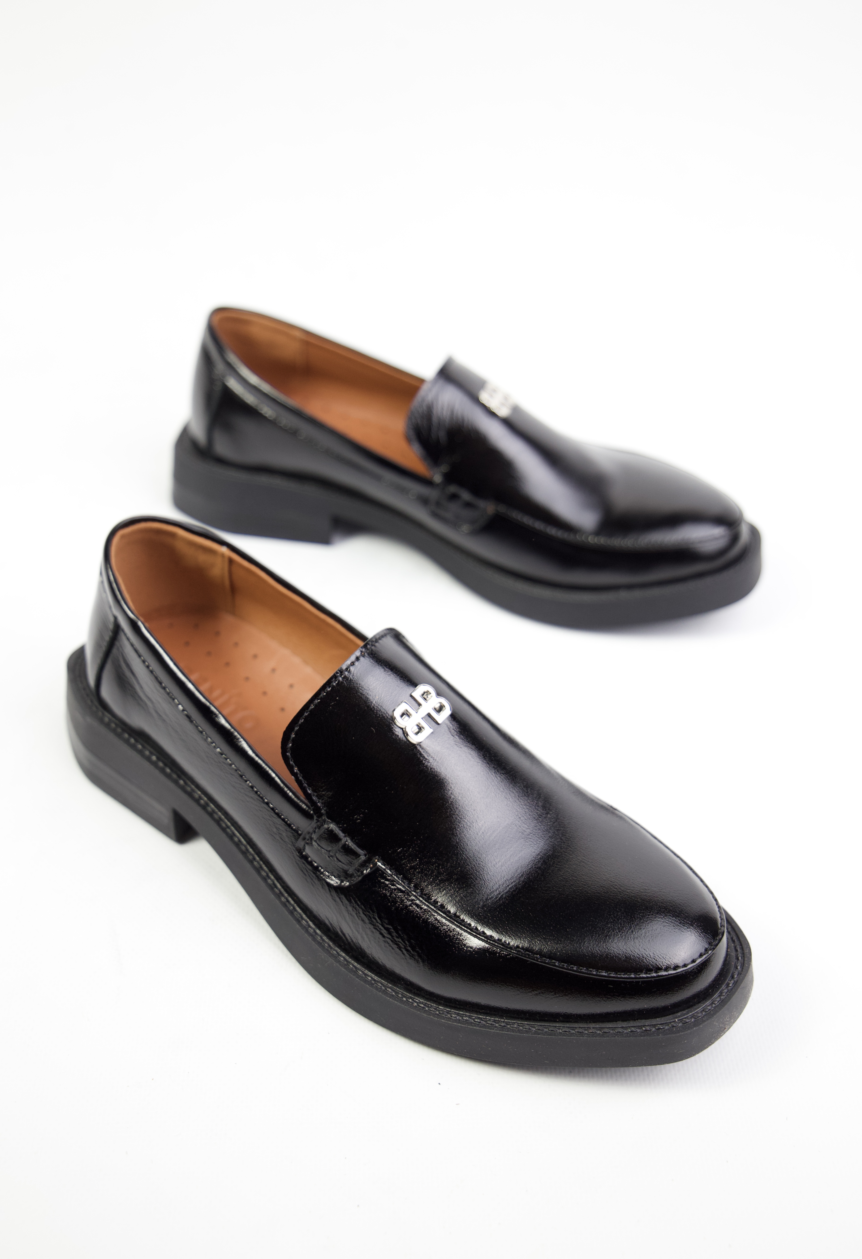 картинка Лоферы кожаные Benito от магазина Pratik