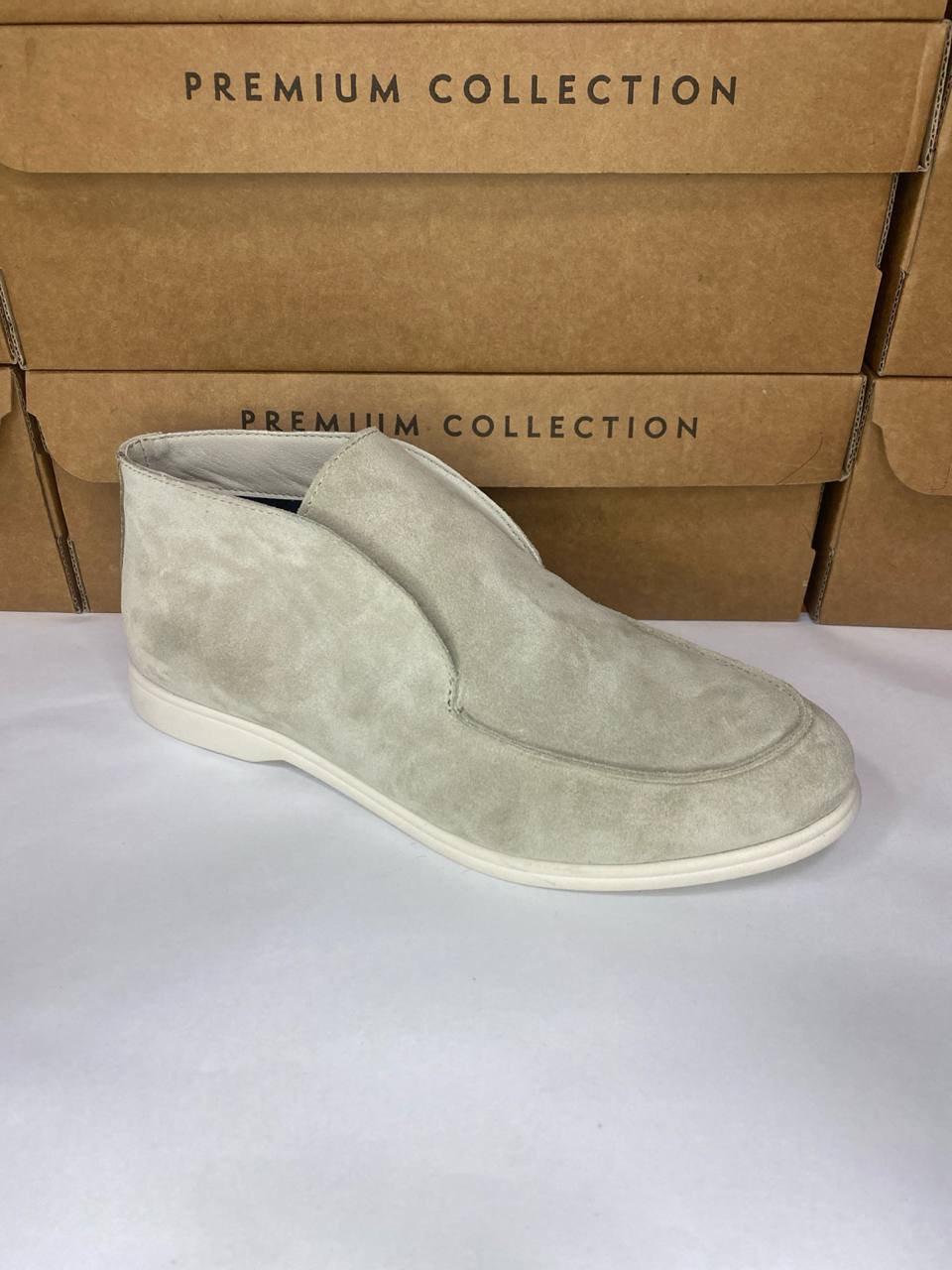 картинка Ботинки замшевые Benito от магазина Pratik