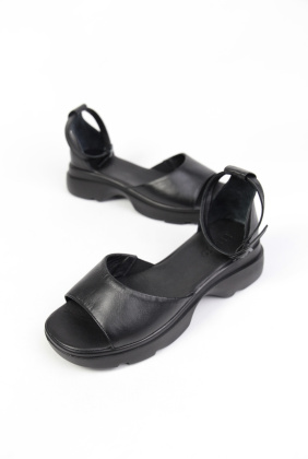 Босоножки кожаные Benito 233-3/01 new- фото 1 - интернет-магазин обуви Pratik