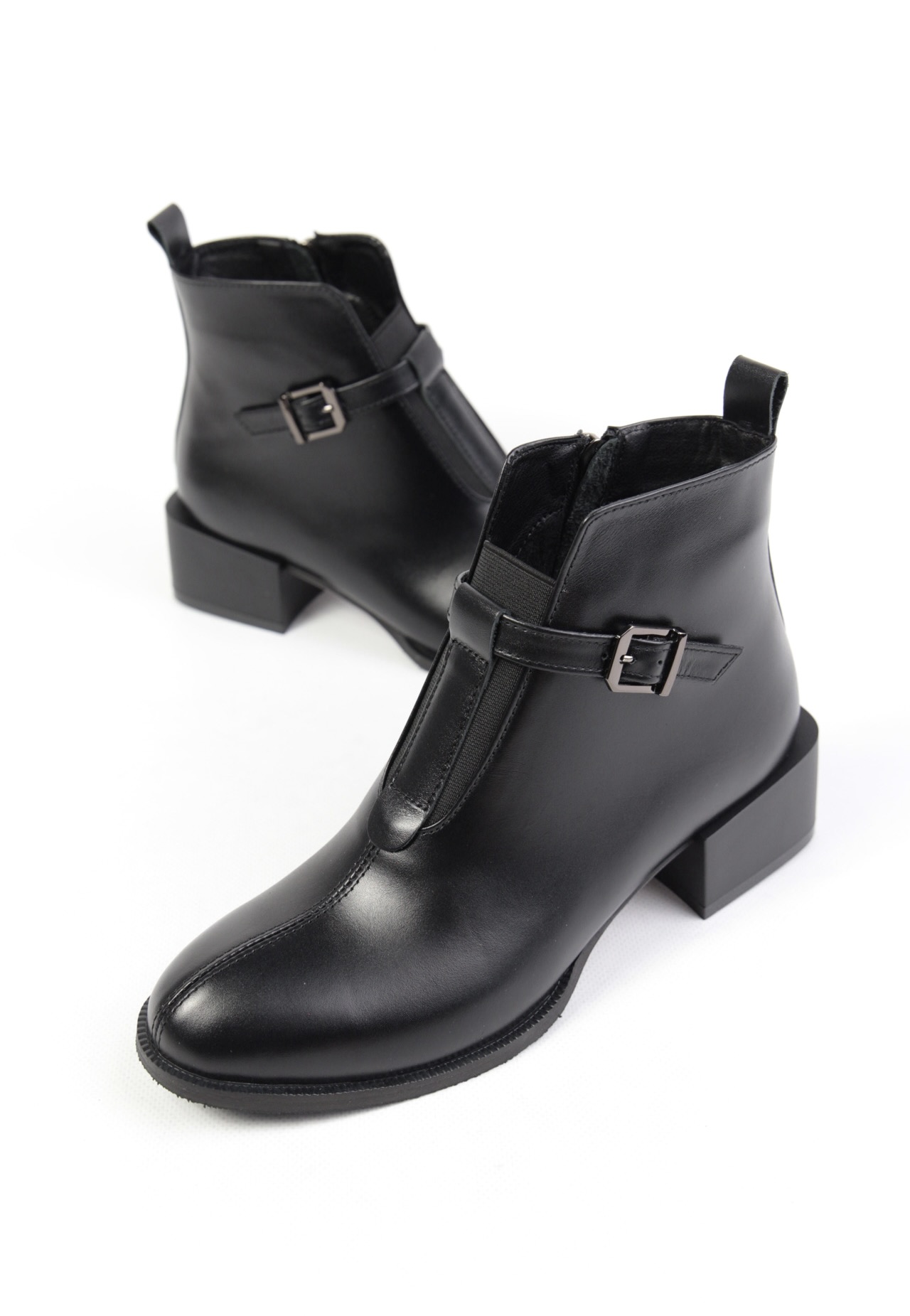 картинка Ботильоны кожаные Benito от магазина Pratik