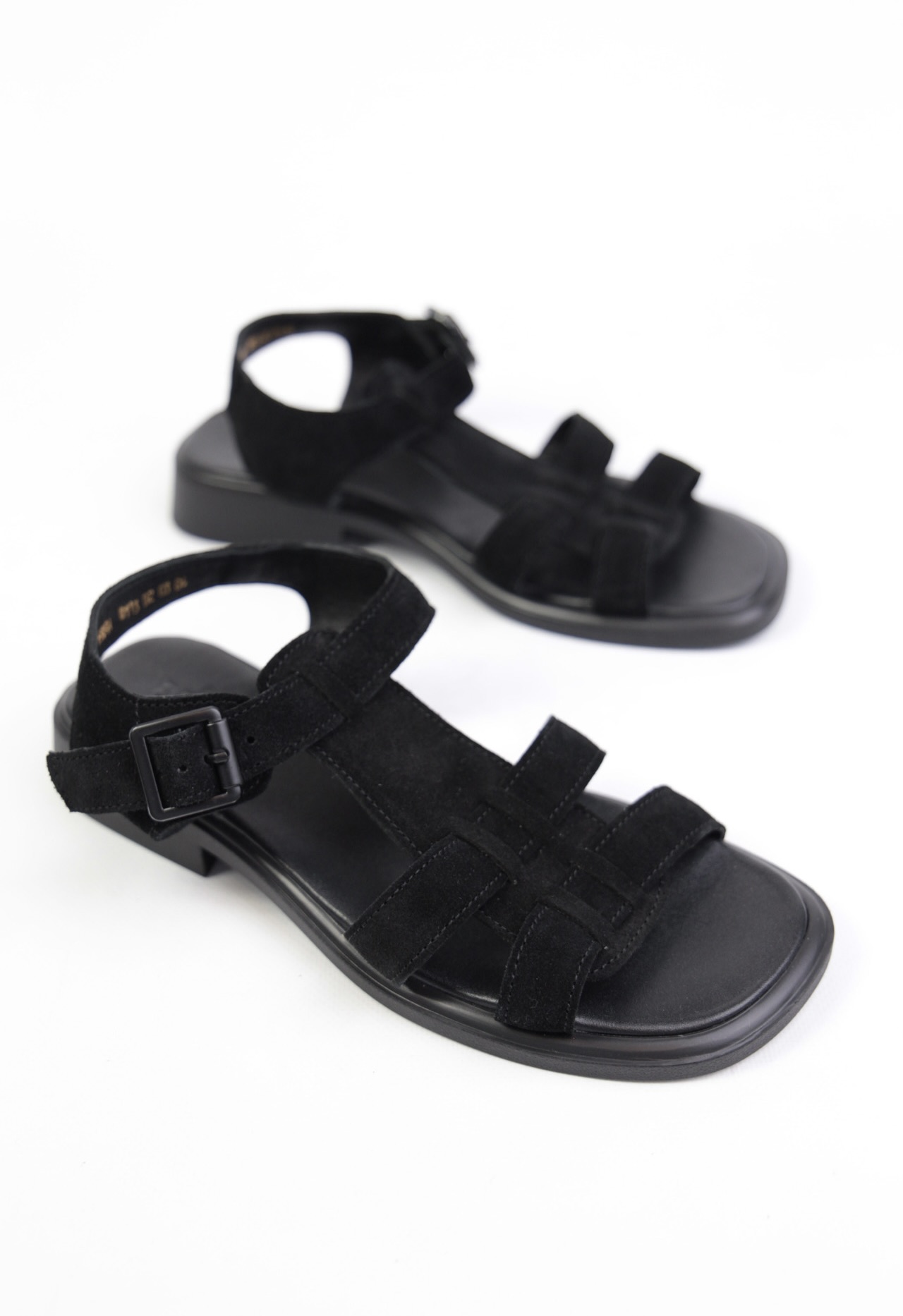 картинка Сандалии замшевые Benito от магазина Pratik