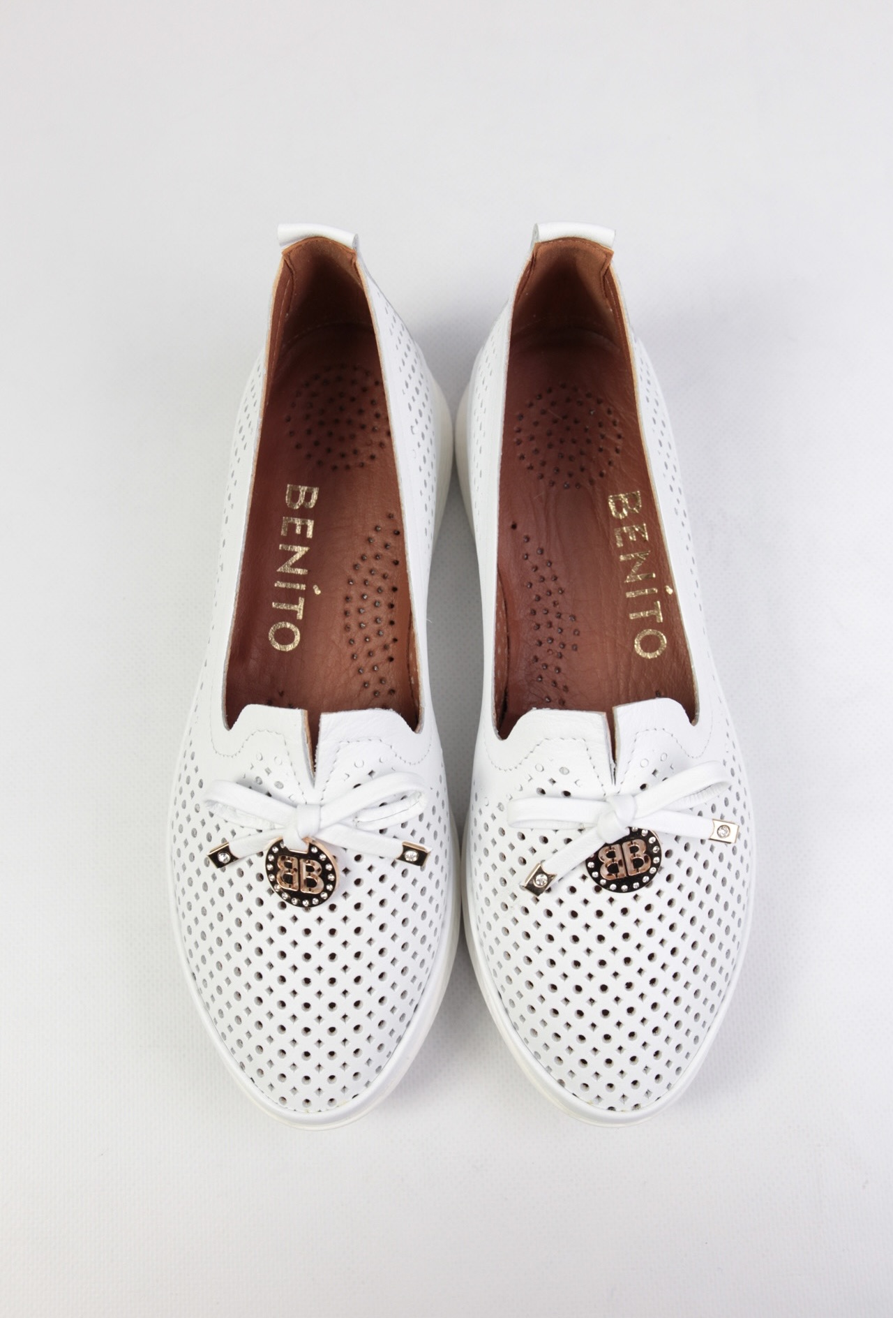 картинка Балетки кожаные Benito от магазина Pratik