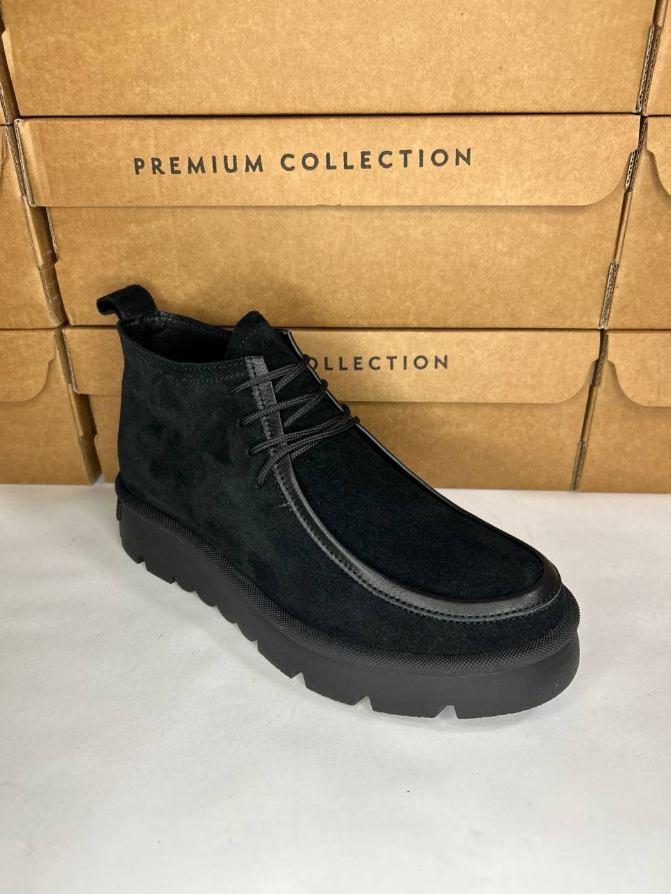 картинка Ботинки замшевые Benito от магазина Pratik