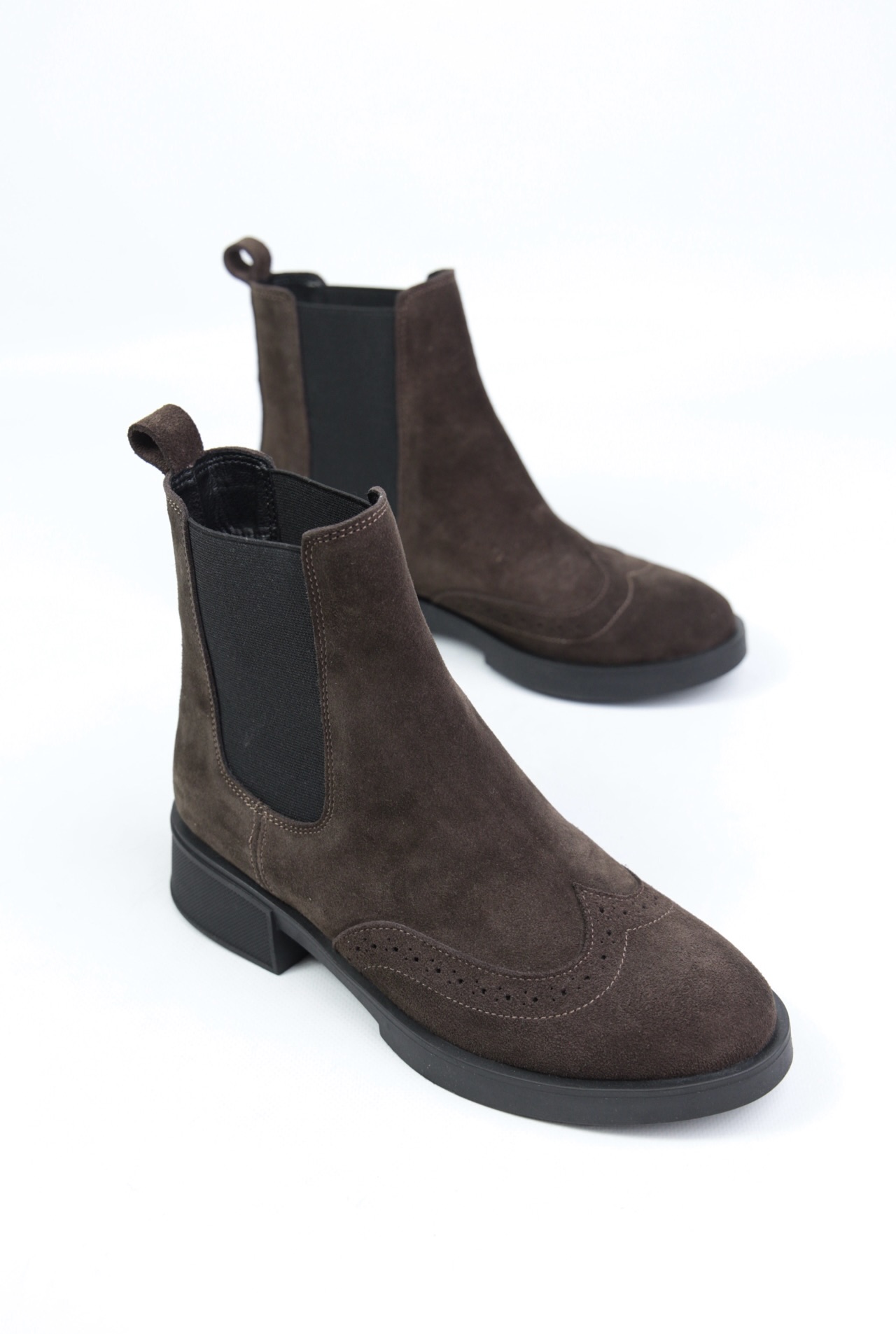 картинка Ботинки замшевые Benito от магазина Pratik