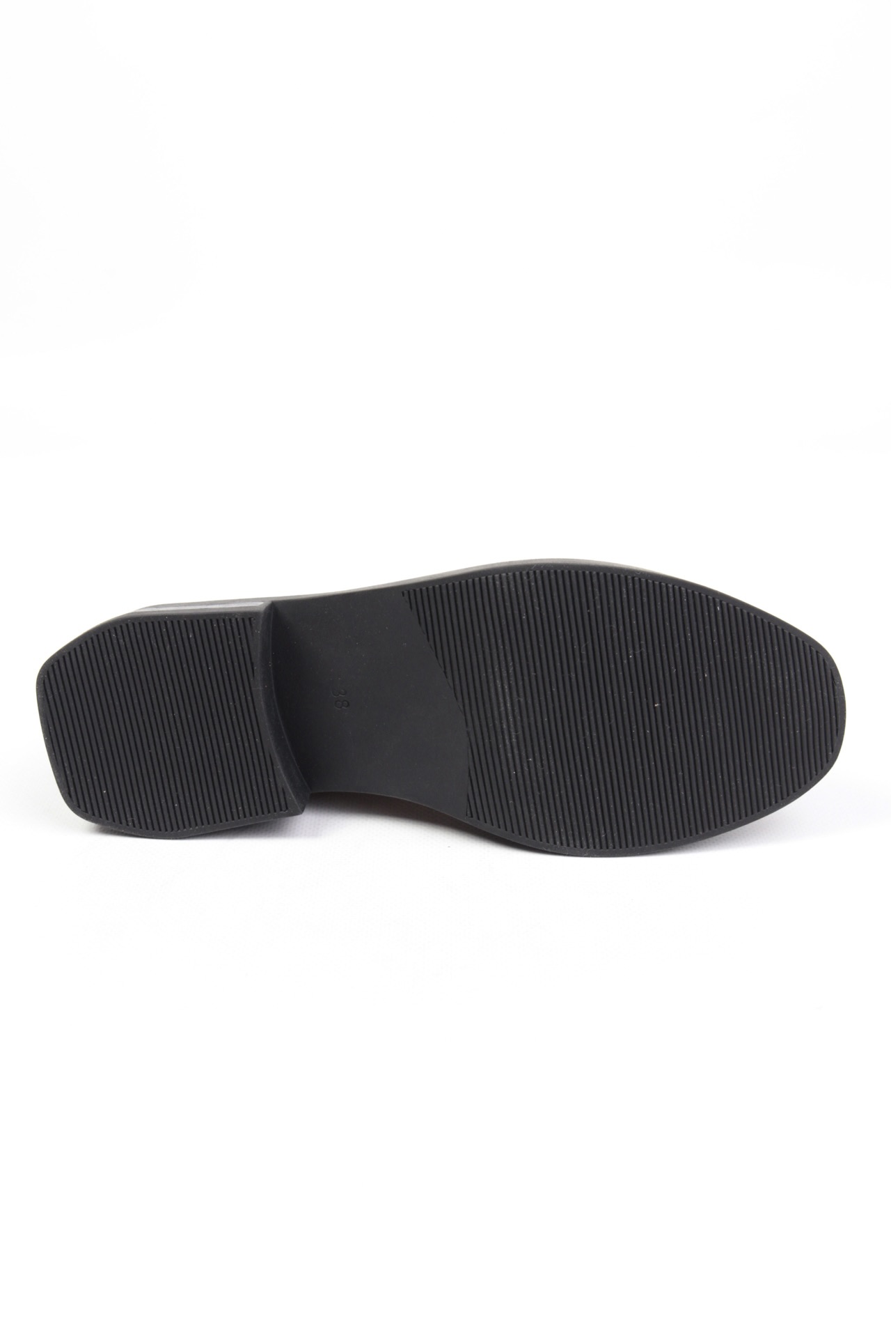 картинка Туфли замшевые Benito от магазина Pratik