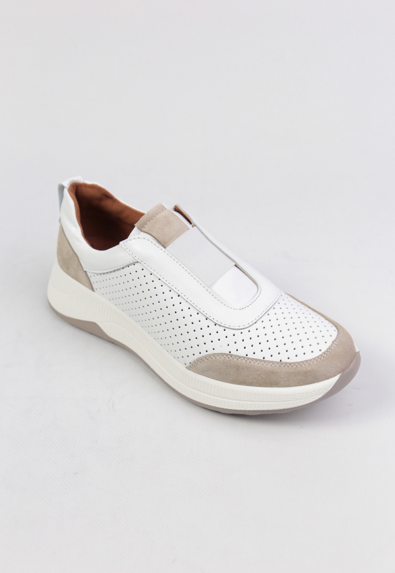 картинка  Кроссовки кожаные Benito от магазина Pratik