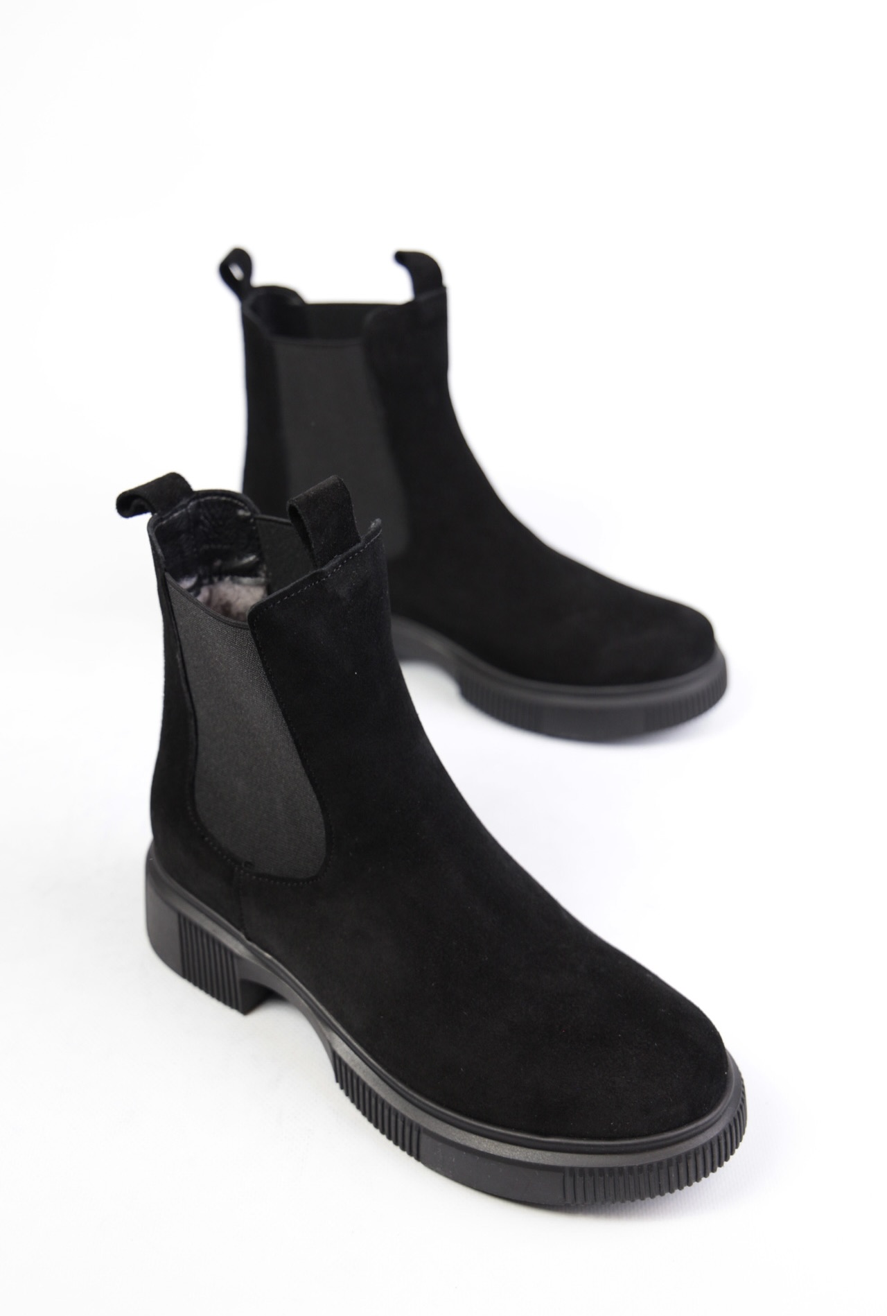 картинка Ботинки замшевые Benito от магазина Pratik