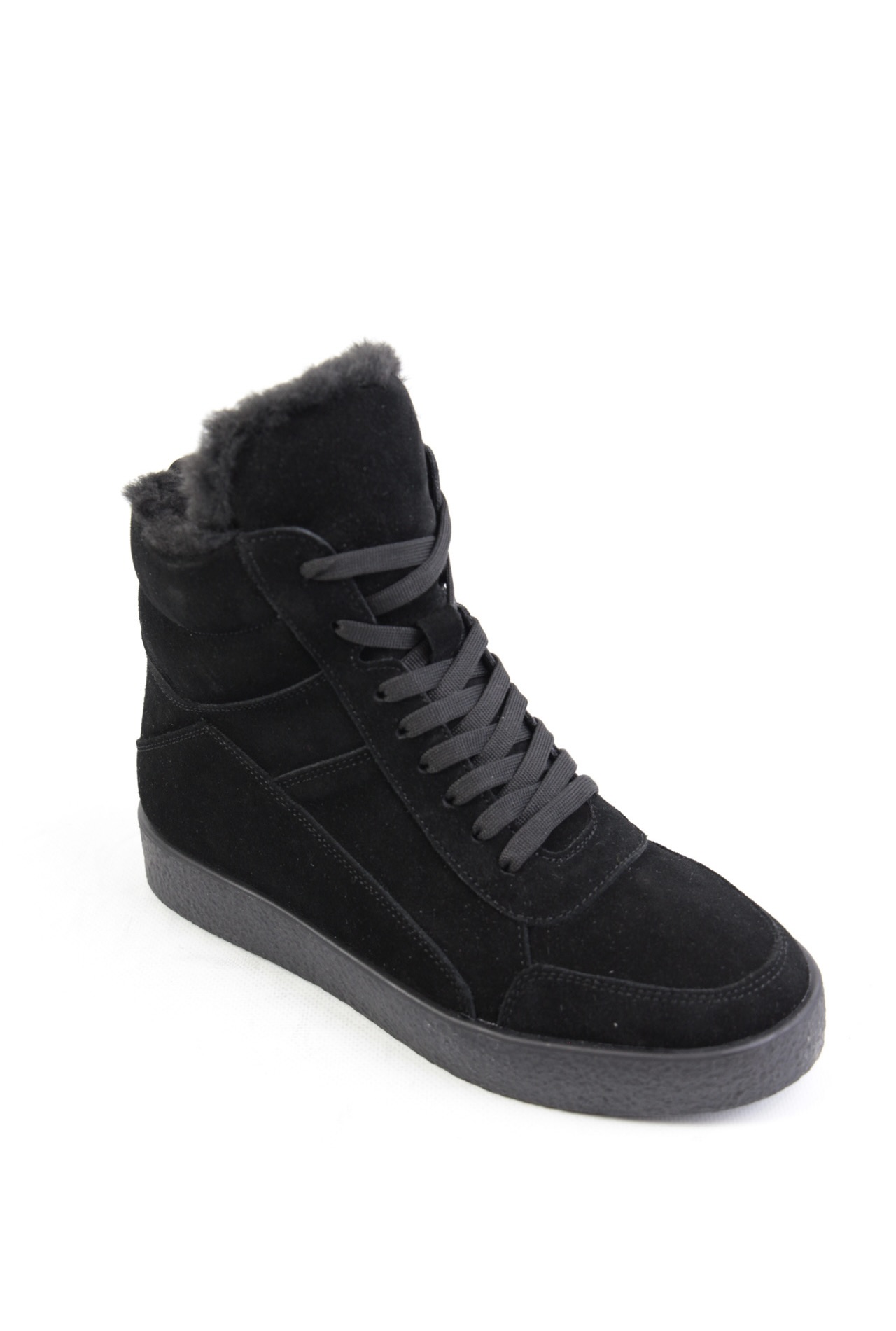 картинка Ботинки замшевые Benito от магазина Pratik