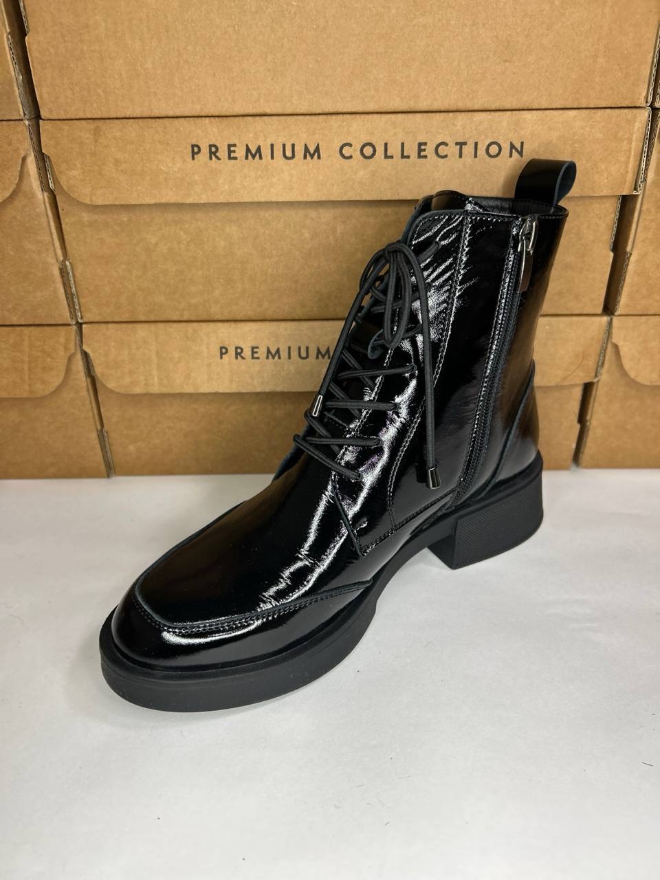 картинка Ботинки кожаные Benito от магазина Pratik