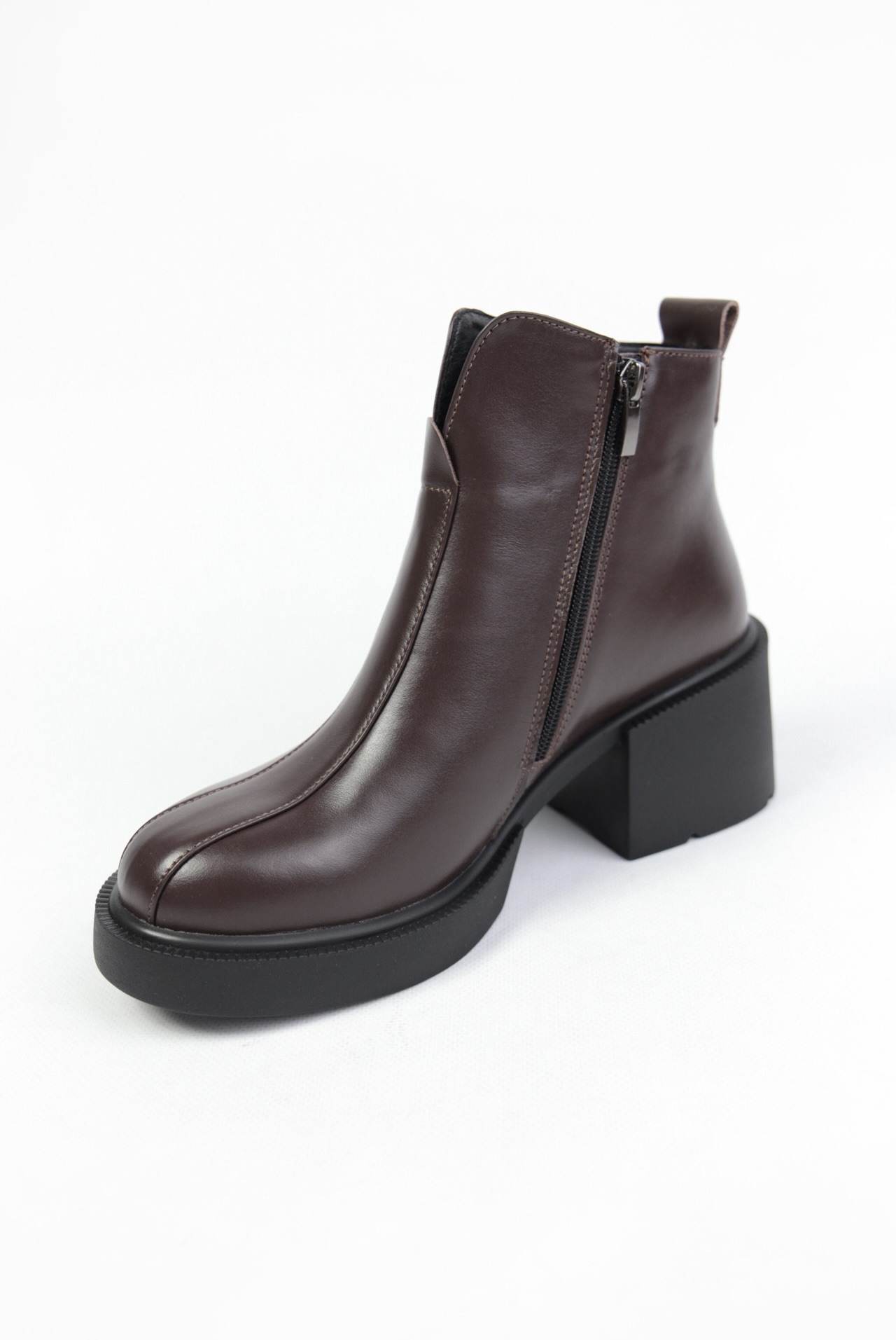 картинка Ботильоны кожаные Benito от магазина Pratik