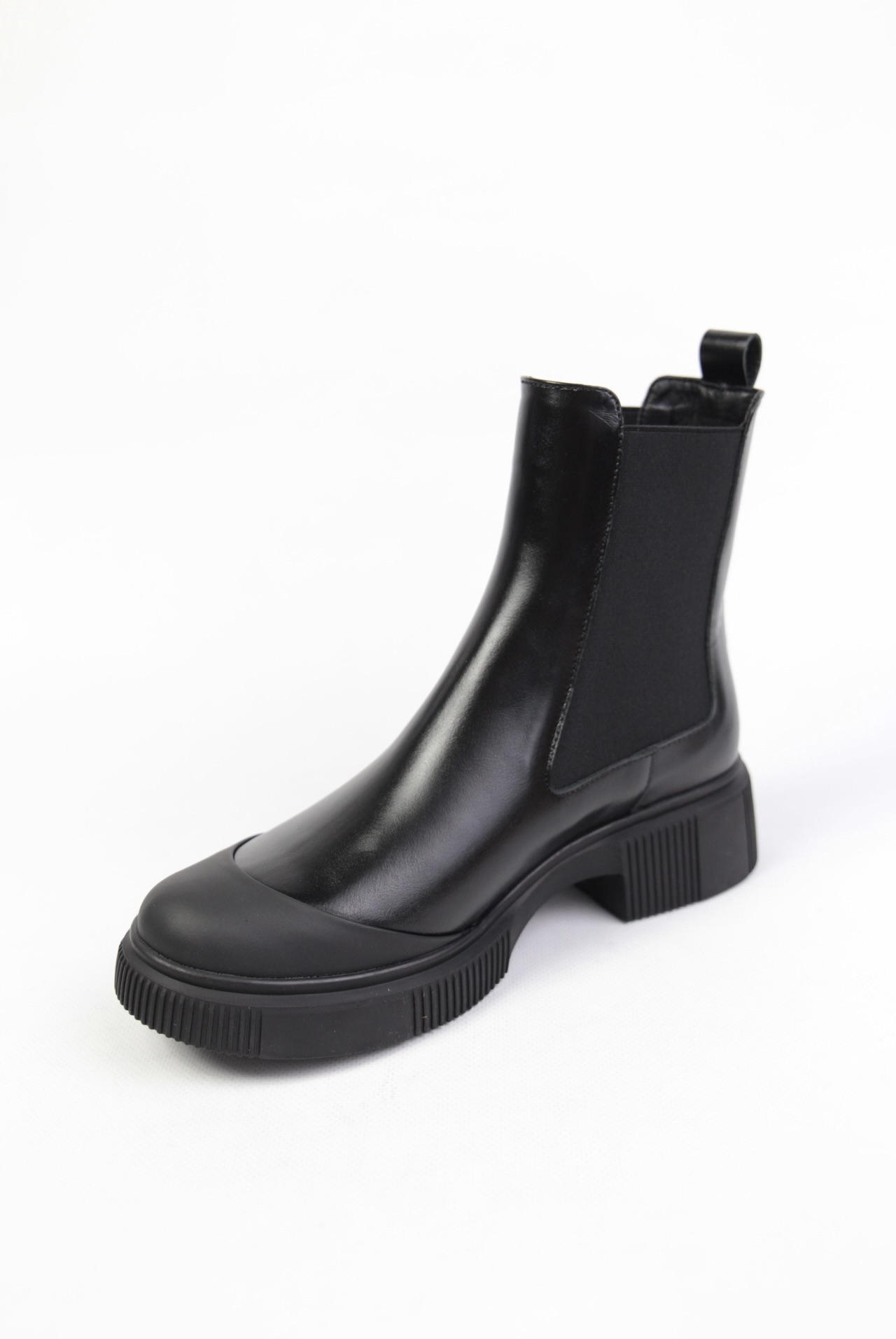 картинка Ботинки кожаные Benito от магазина Pratik