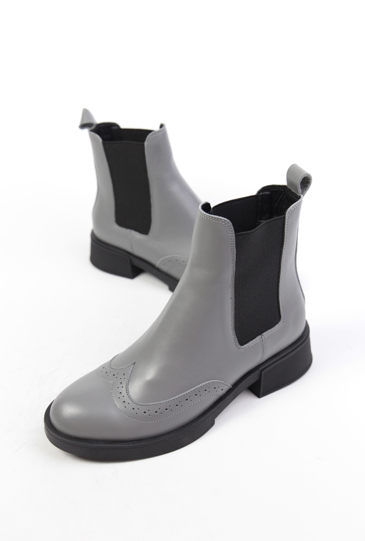 картинка Ботинки кожаные Benito от магазина Pratik