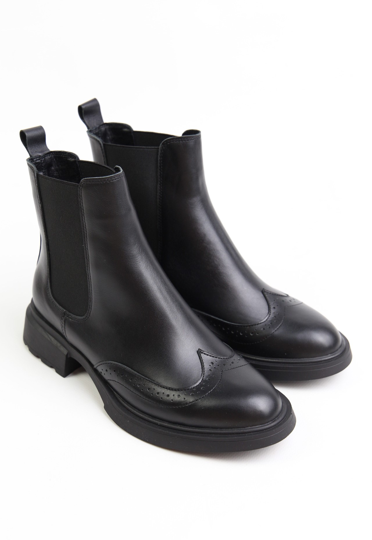 картинка Ботинки кожаные Benito от магазина Pratik