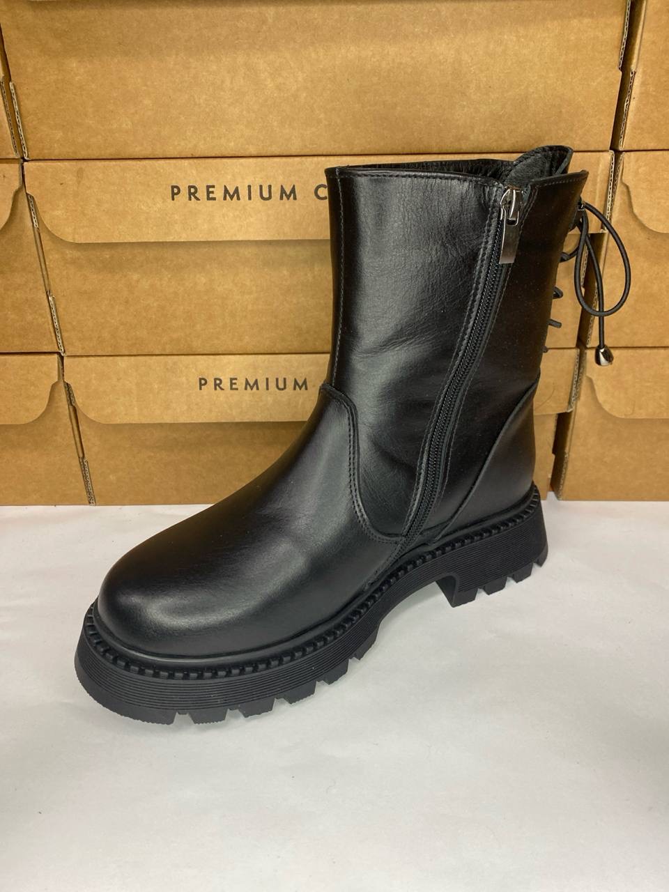 картинка Ботинки кожаные Benito от магазина Pratik