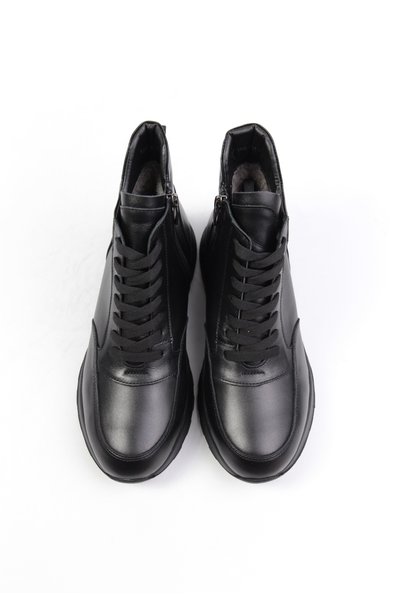 картинка Ботинки кожаные Benito от магазина Pratik