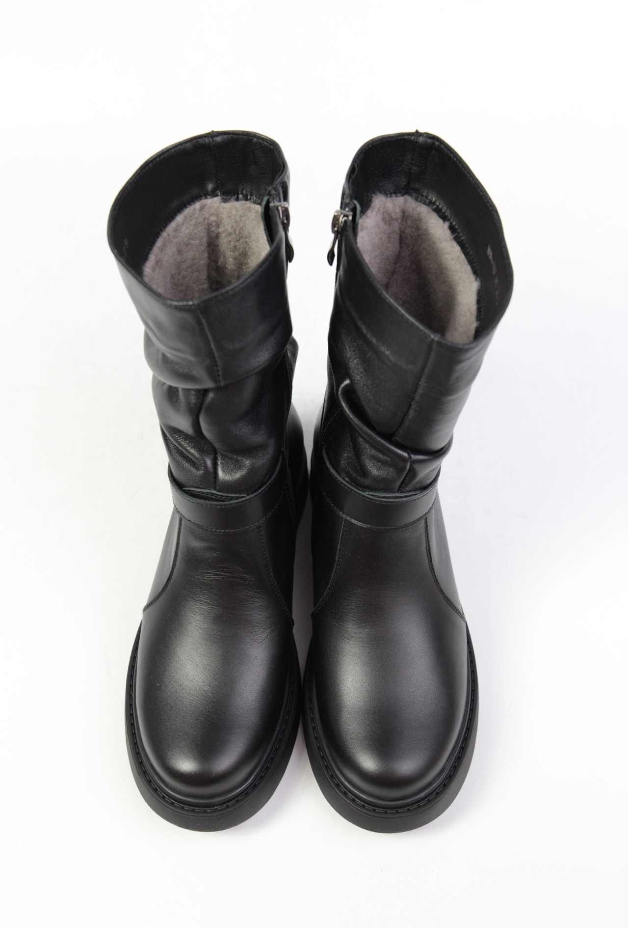 картинка Ботинки кожаные Benito от магазина Pratik