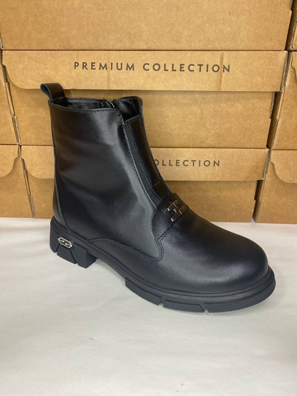 картинка Ботинки кожаные Benito от магазина Pratik