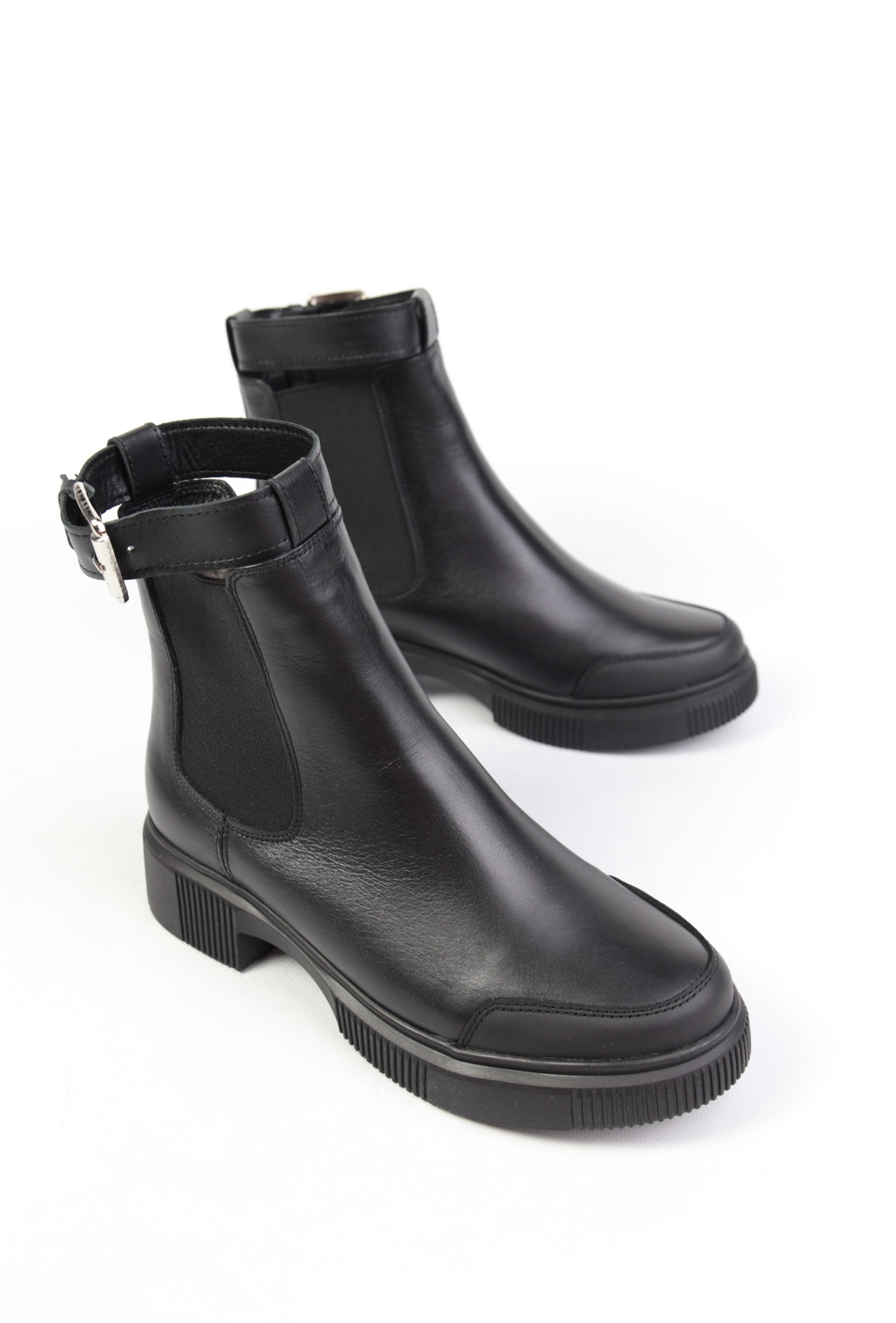 картинка Ботинки кожаные Benito от магазина Pratik