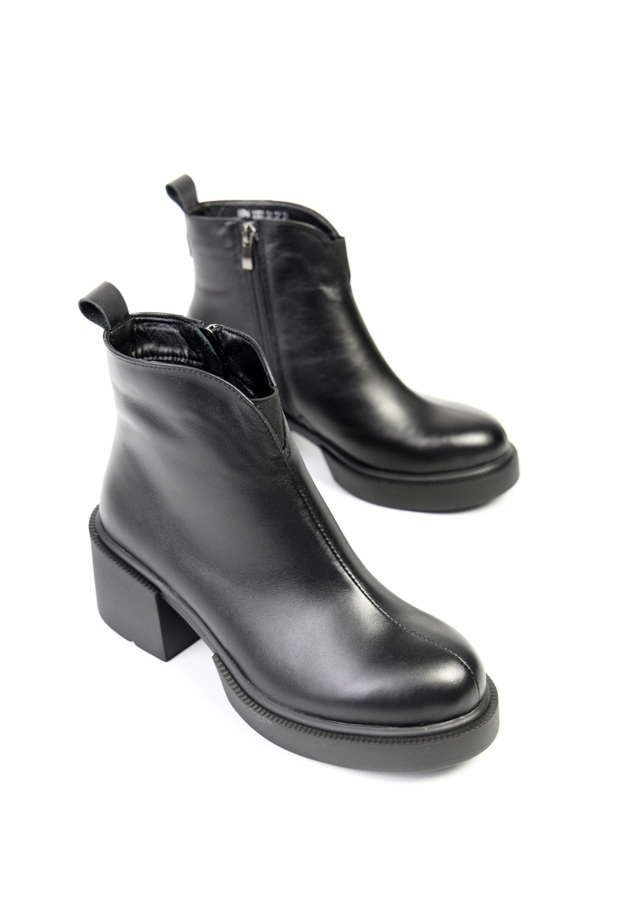 картинка Ботильоны кожаные Benito от магазина Pratik