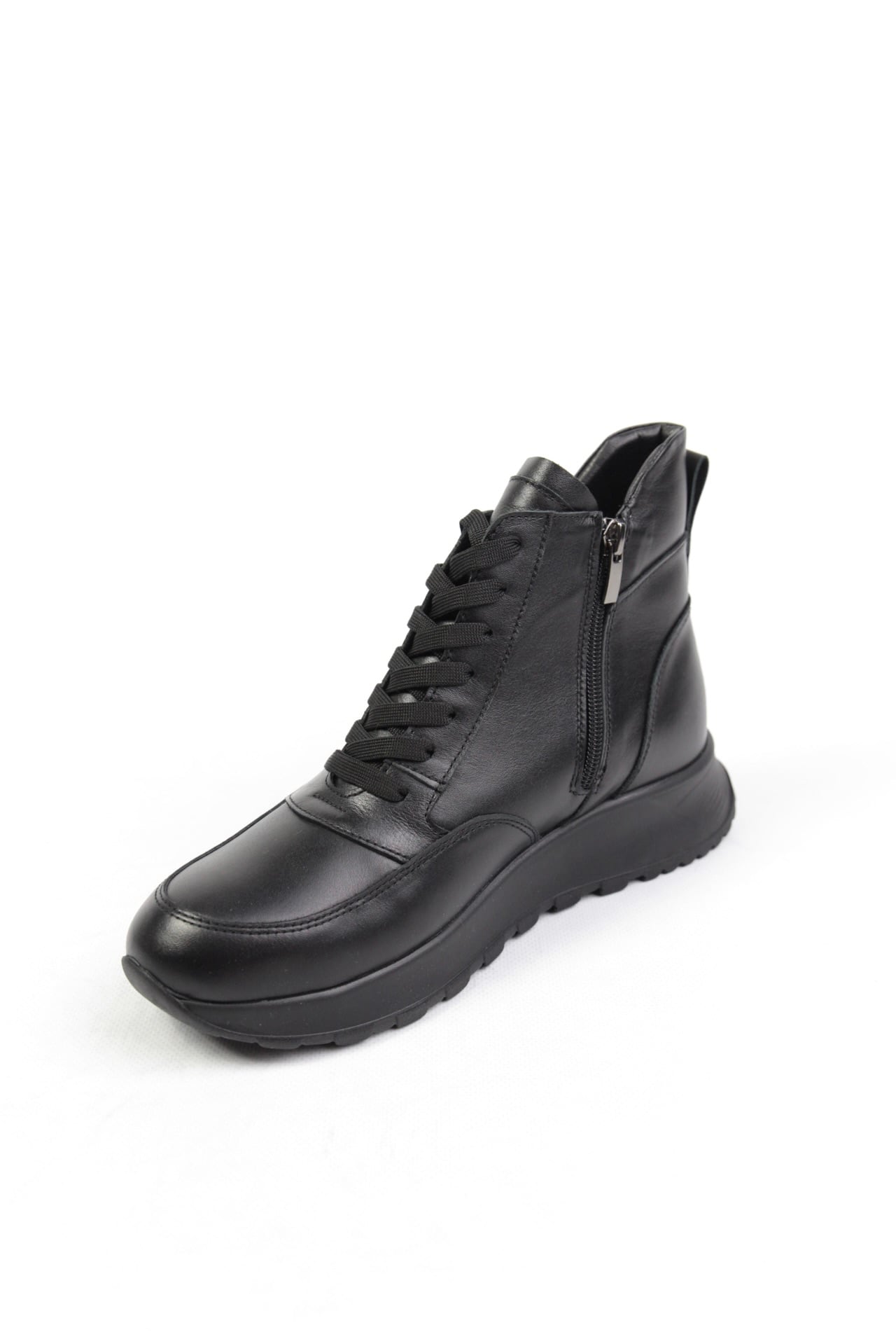 картинка Ботинки кожаные Benito от магазина Pratik