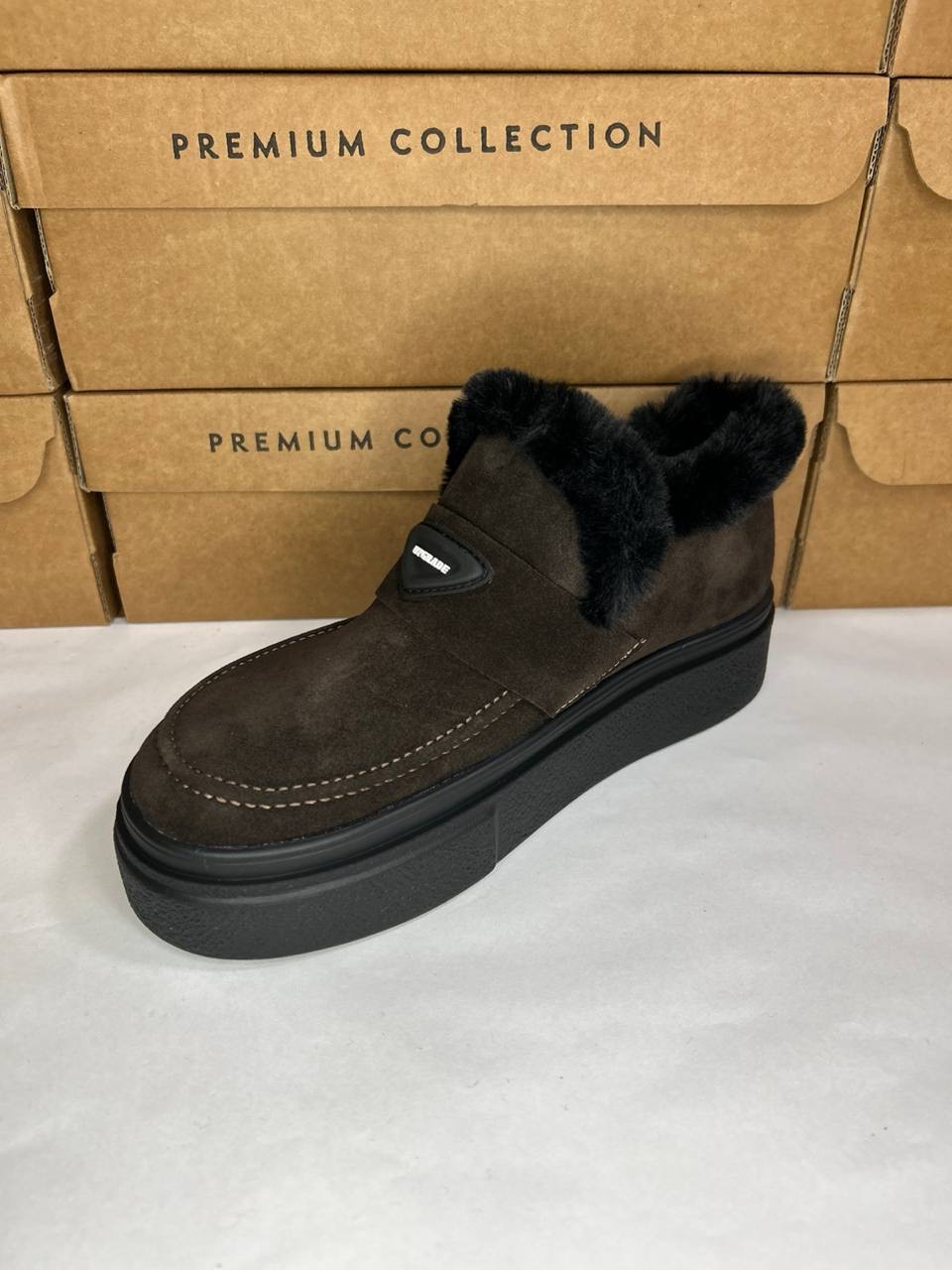 картинка Ботинки замшевые Benito от магазина Pratik