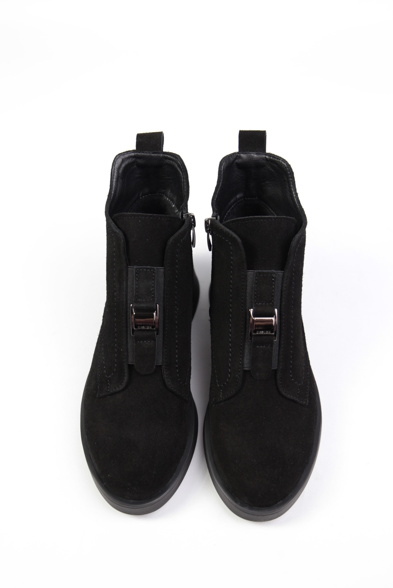 картинка Ботинки замшевые Benito от магазина Pratik