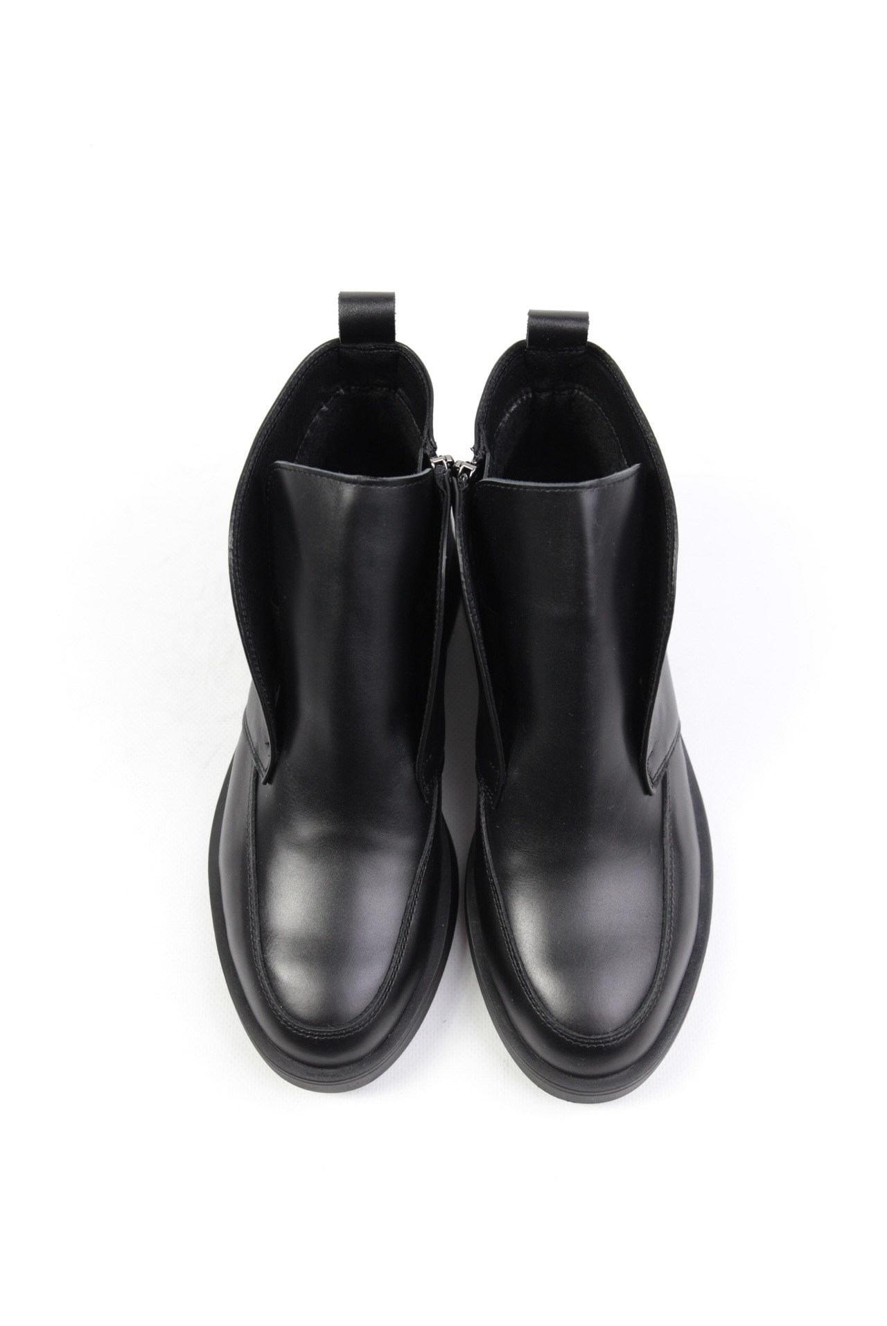 картинка Ботинки кожаные Benito от магазина Pratik