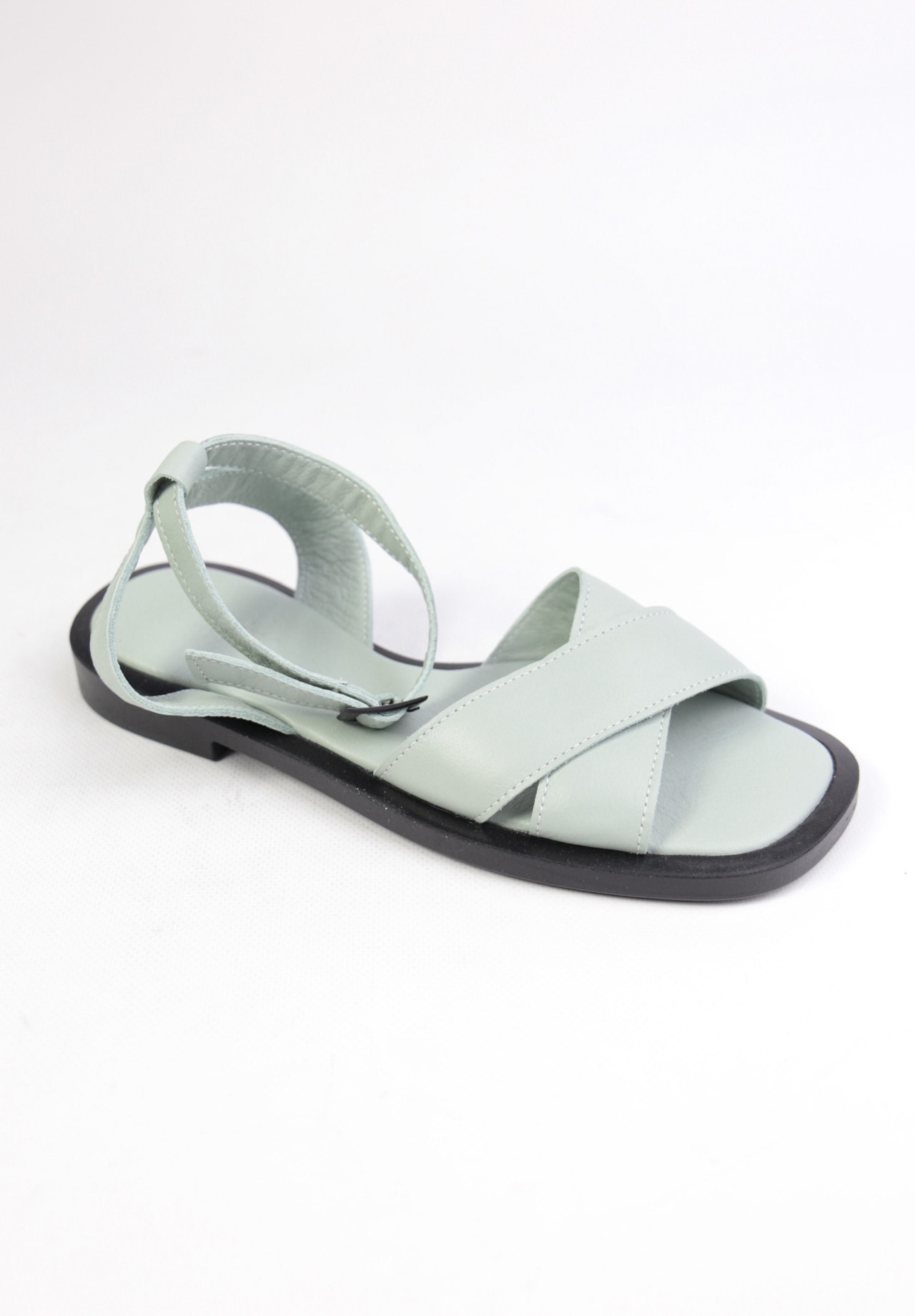 картинка Сандалии кожаные Benito от магазина Pratik