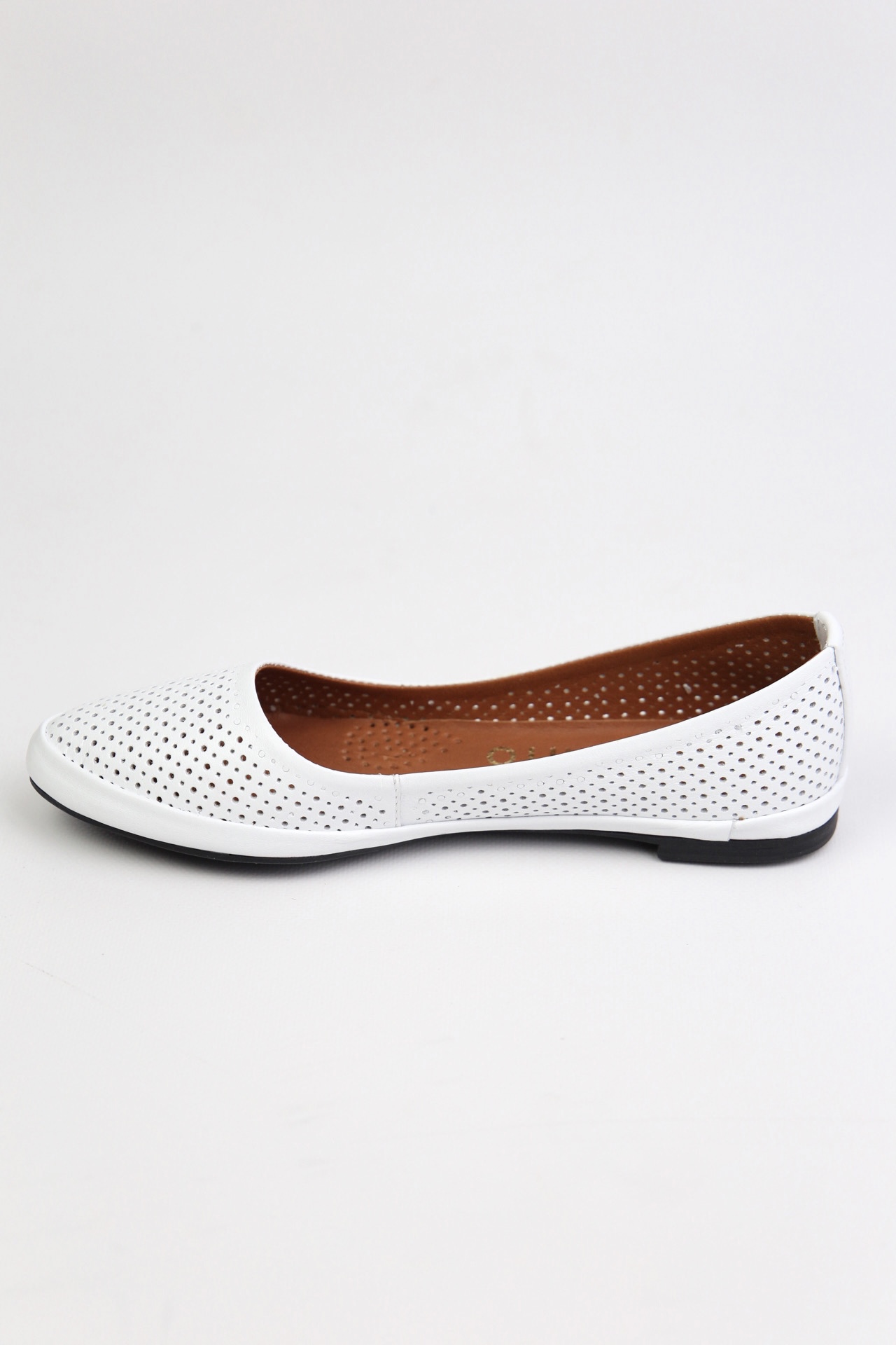 картинка Балетки кожаные Benito от магазина Pratik