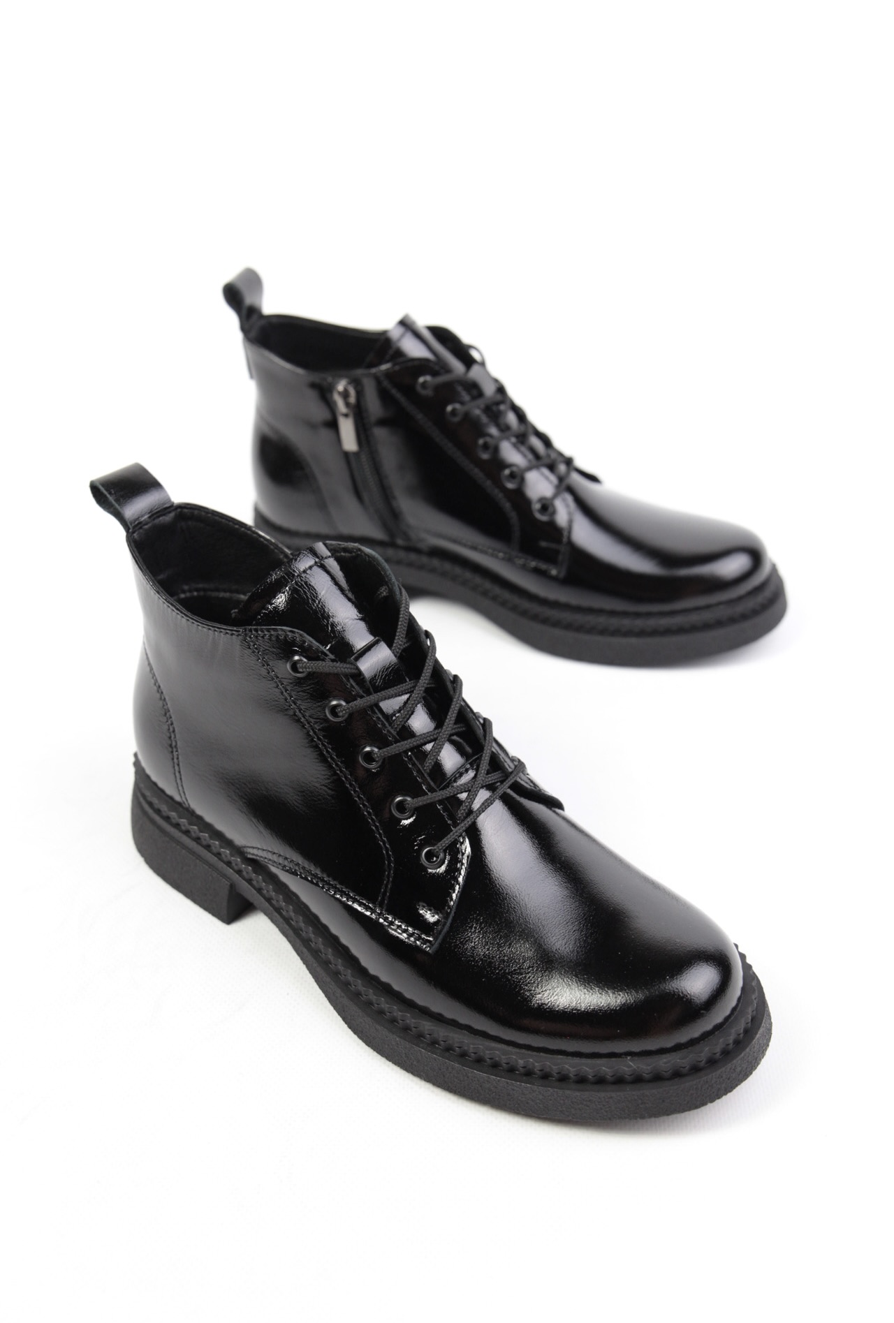 картинка Ботинки кожаные Benito от магазина Pratik