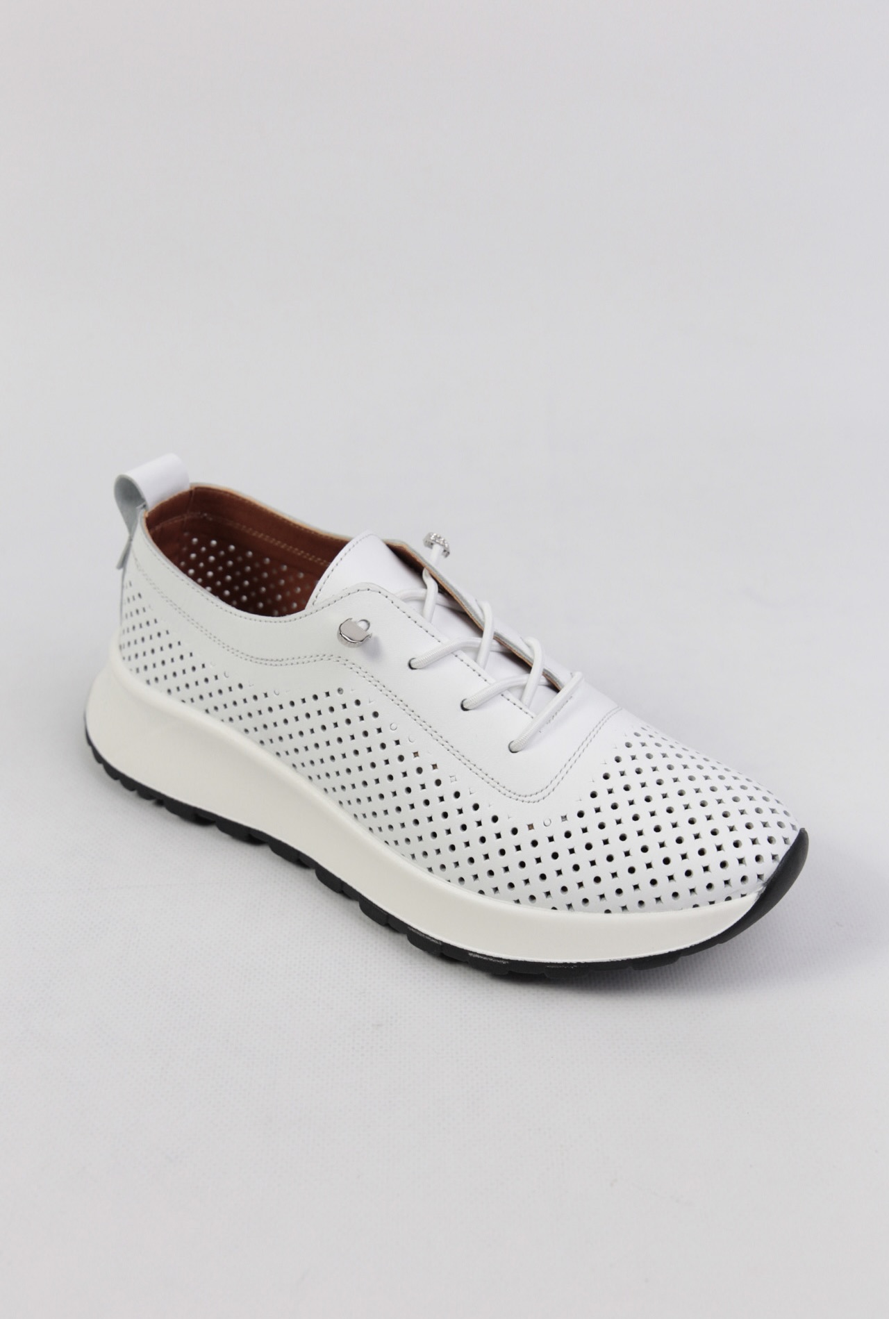 картинка Кроссовки кожаные Benito от магазина Pratik