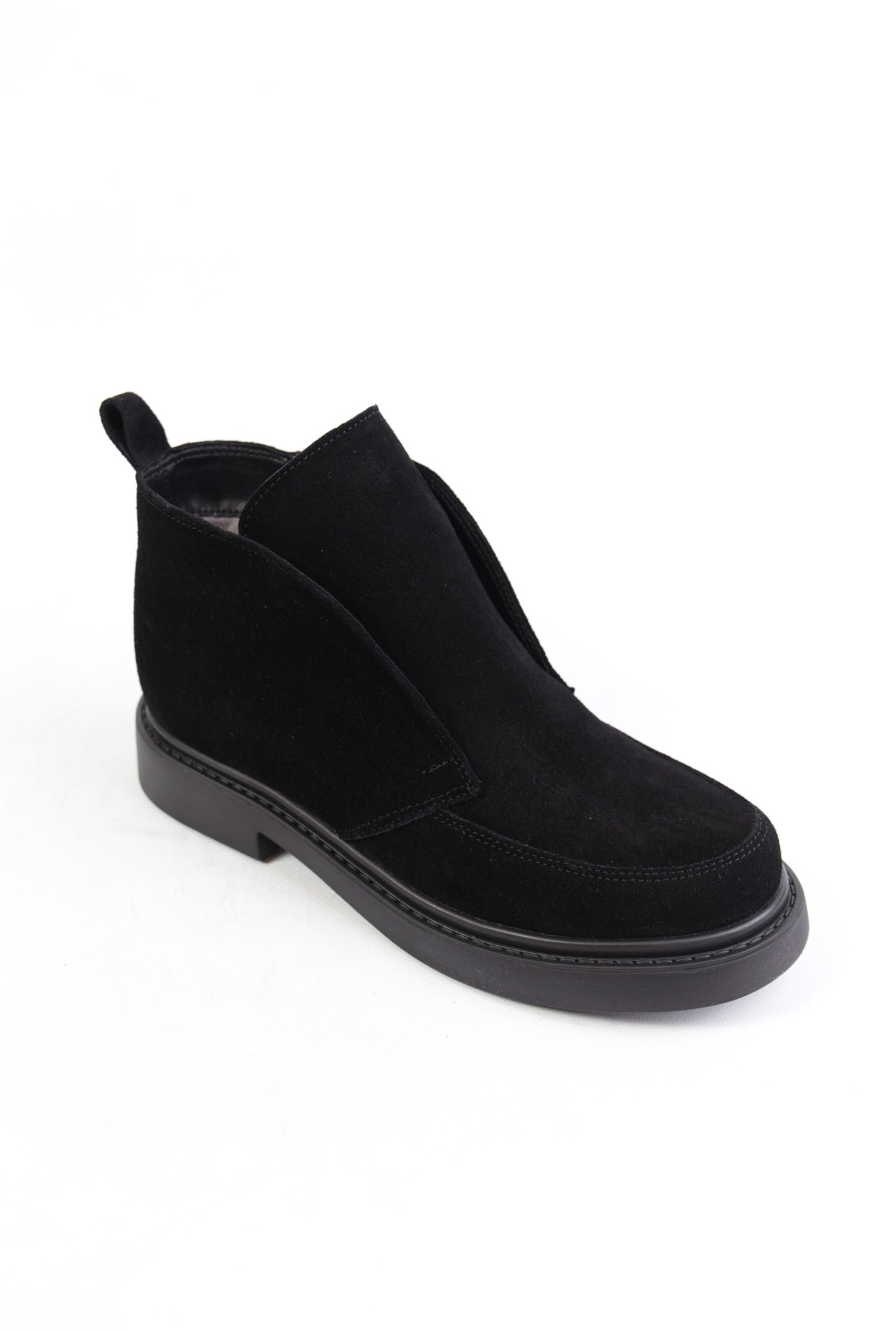 картинка Ботинки замшевые Benito от магазина Pratik