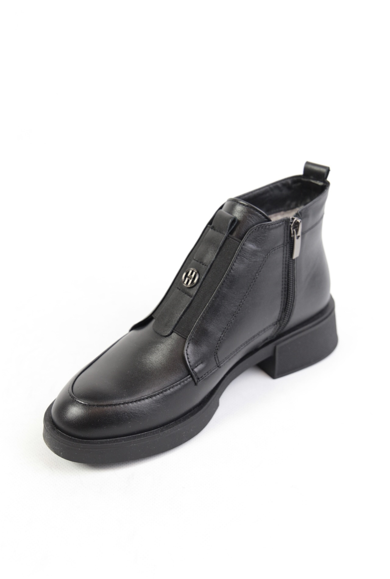 картинка Ботинки кожаные Benito от магазина Pratik