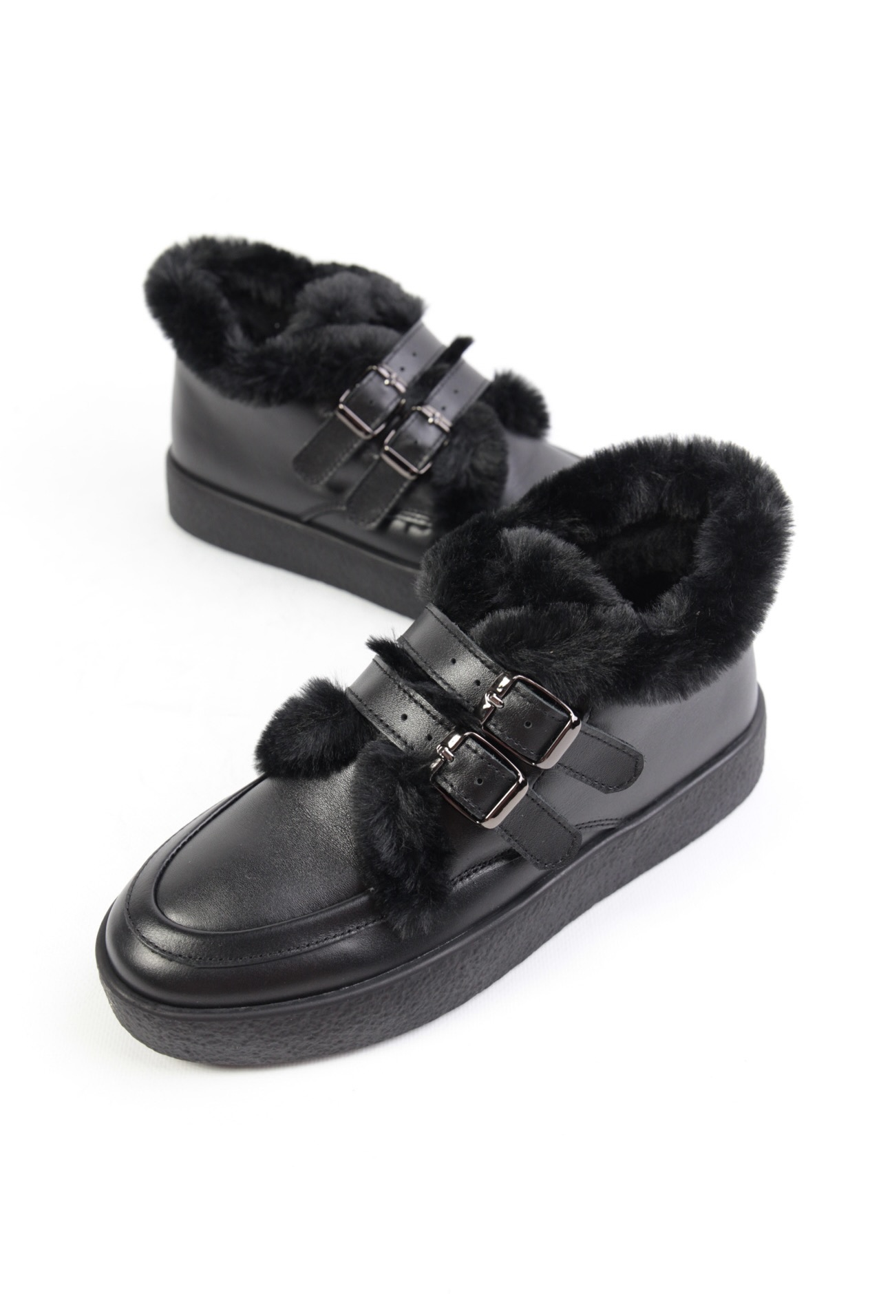 картинка Ботинки кожаные Benito от магазина Pratik