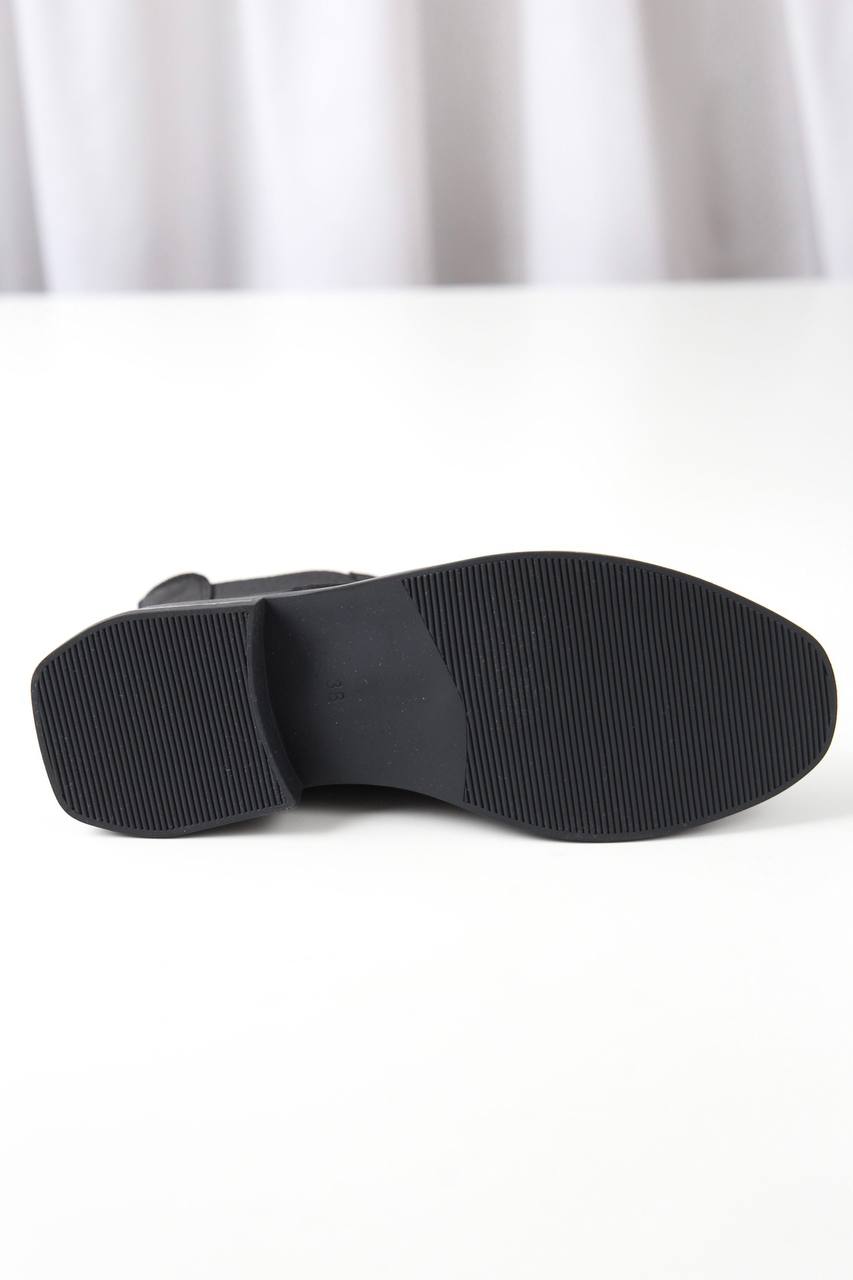 картинка Ботинки замшевые Benito от магазина Pratik