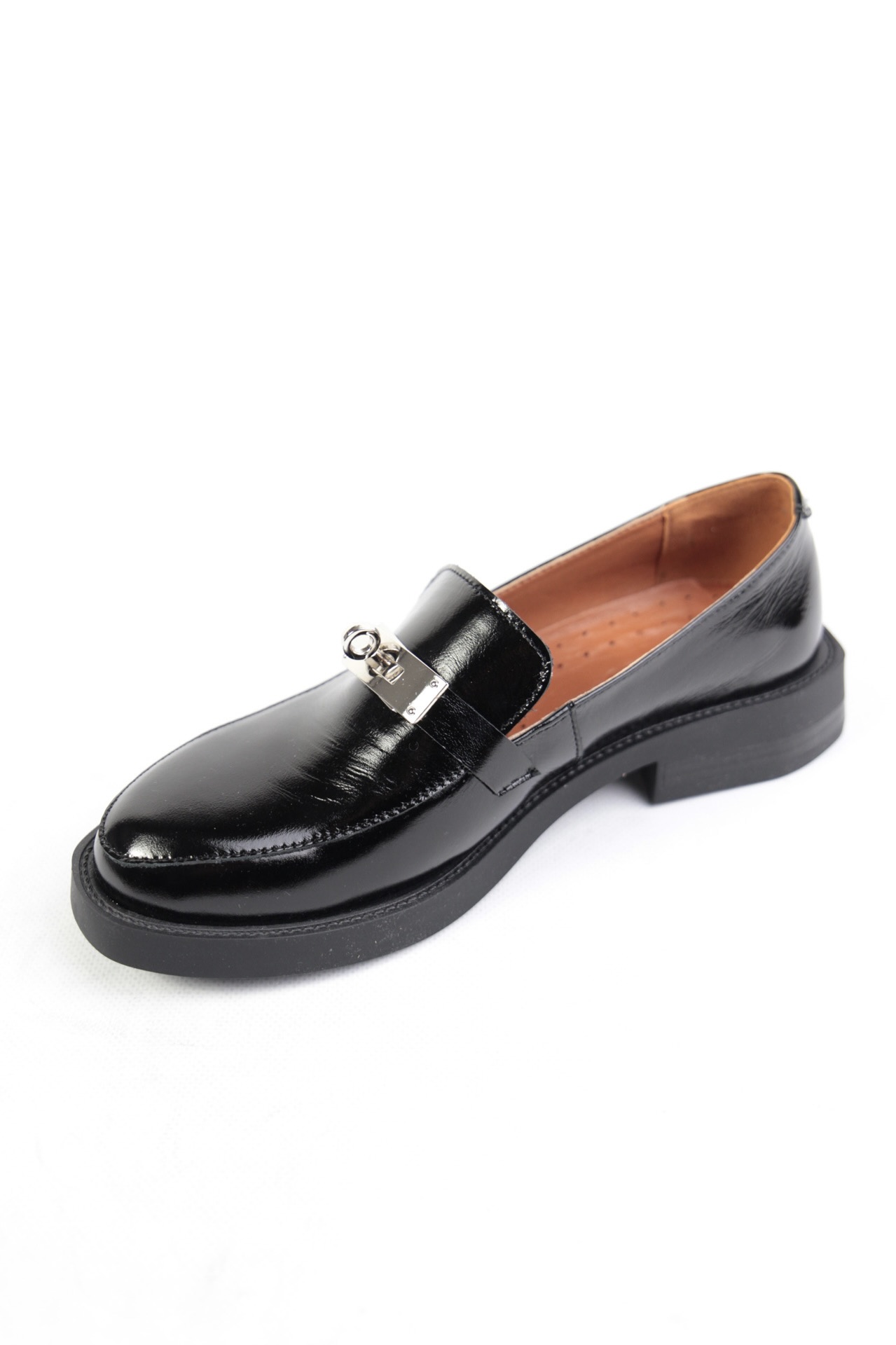 картинка Лоферы кожаные Benito от магазина Pratik